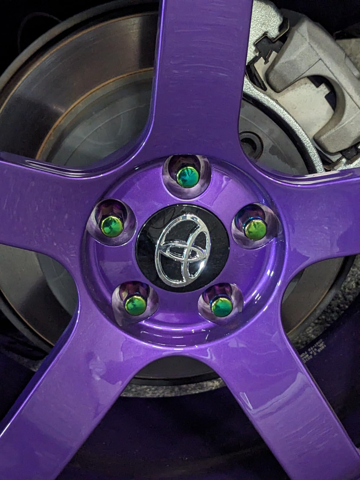 CARPRO CQUARTZ UK 3.0 - Ceramic Coating for Cars - (50ml Kit w/Reload 2.0) customer photo 1