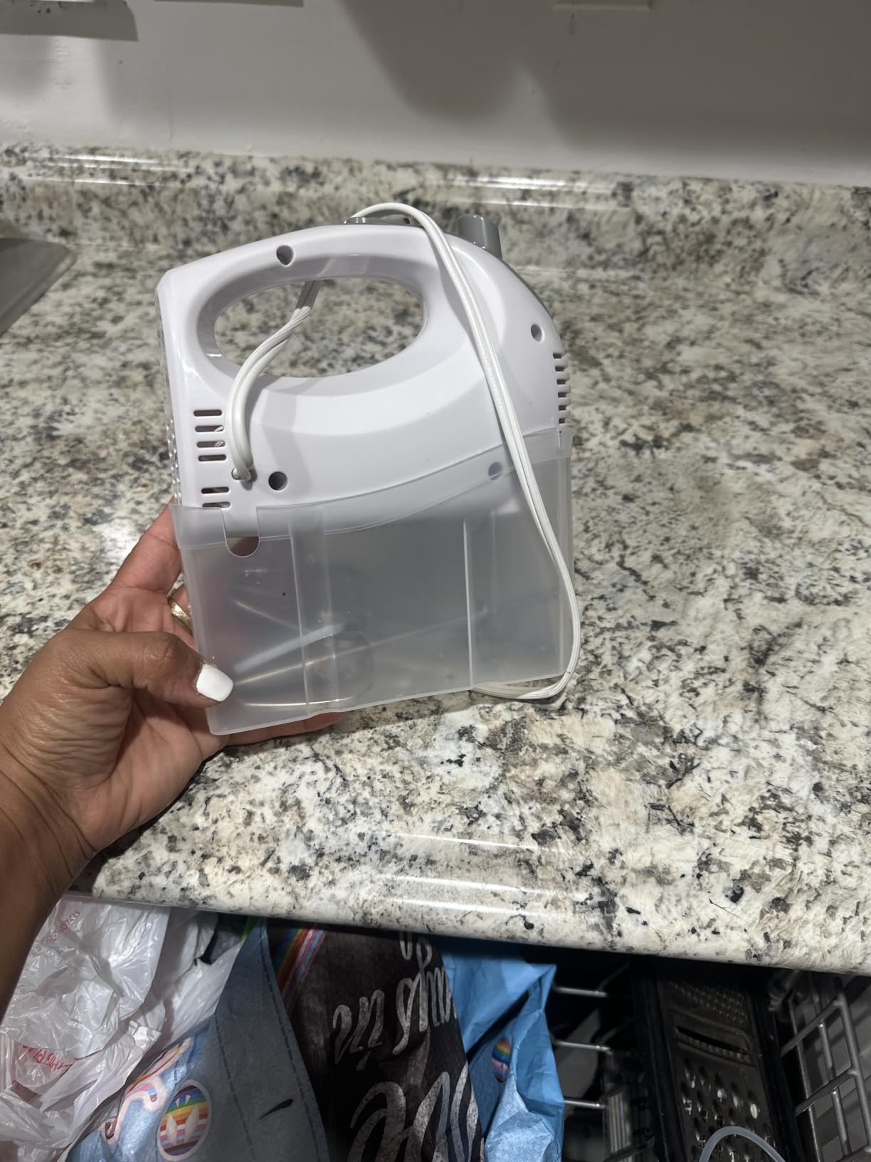 OVENTE 5-Speed Electric Hand Mixer with Storage Case,150W, Red HM151R | Stainless Steel Whisks, Compact Portable Design, Lightweight Handheld Mixer for Baking & Cooking customer photo 2