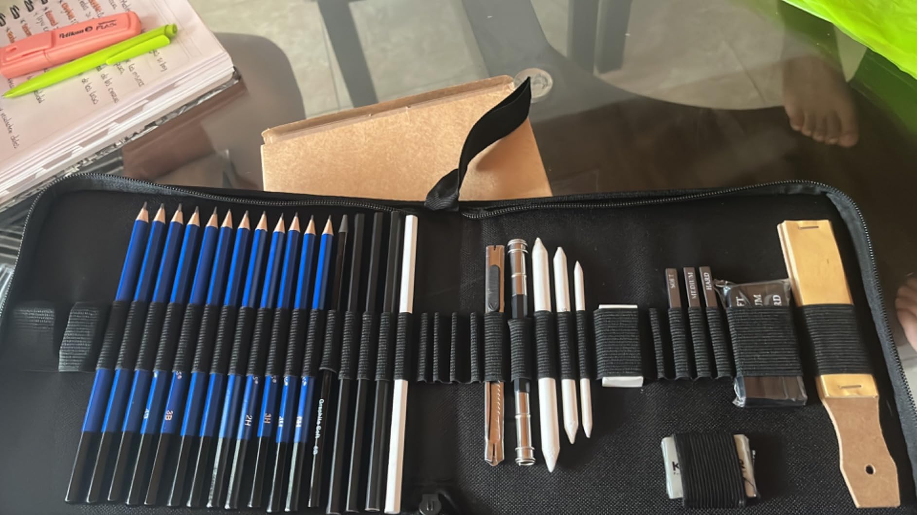 KALOUR 33 Pro Drawing Kit Sketching Pencils Set,Portable Zippered Travel Case-Charcoal Pencils, Sketch Pencils, Charcoal Stick,Sharpener,Eraser.Art Supplies for Artists Beginner Adults Teens customer photo 1