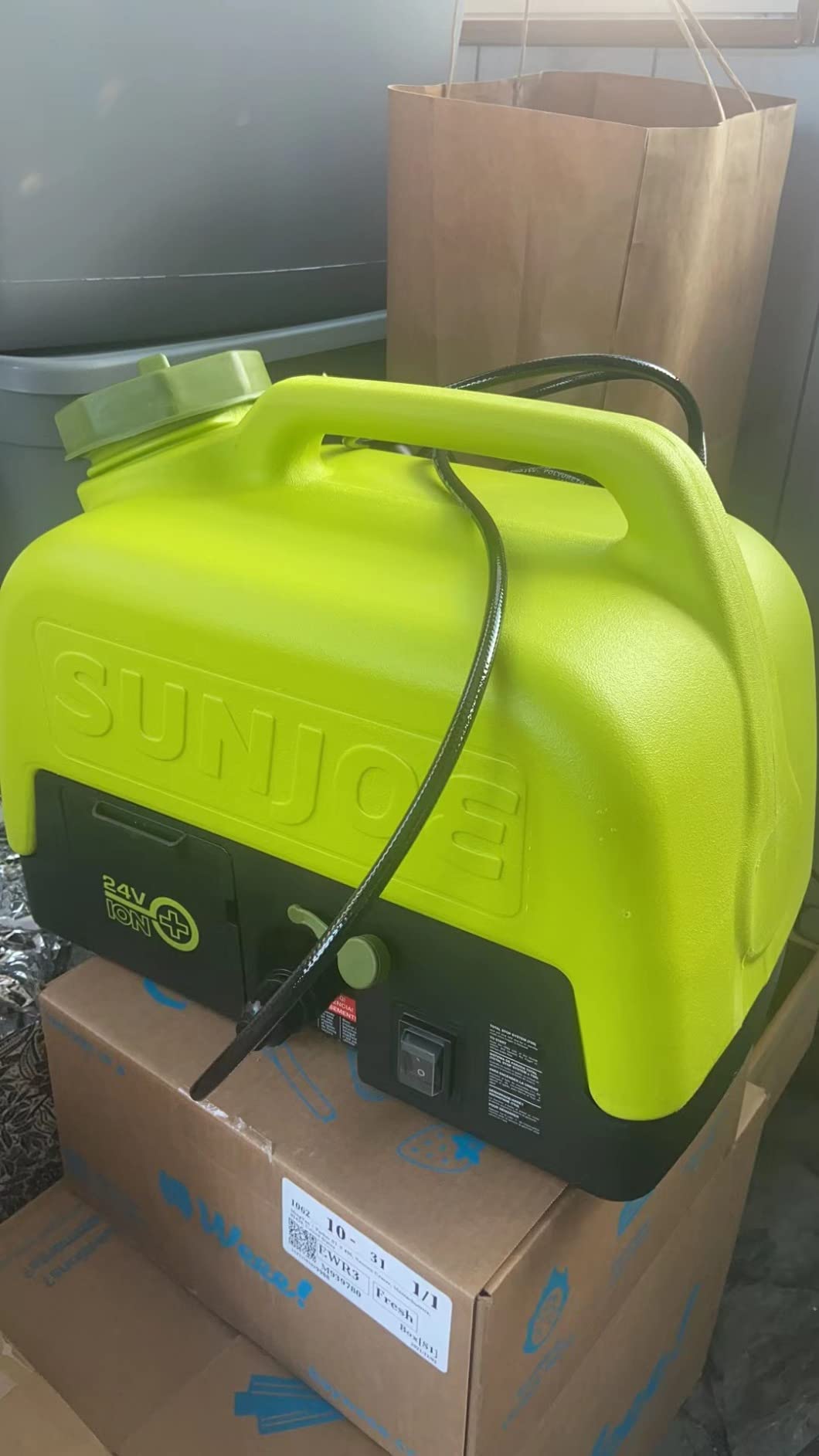 Sun Joe Cordless Electric Pressure Power Washer w/ 2.0Ah Battery, Charger & Adjustable Nozzle, 1.5 GPM, 90W Motor - Heavy-Duty Cleaning Machine for Patios, Decks, Sidewalks & Cars, IONMAX WA24C-LTE customer photo 1