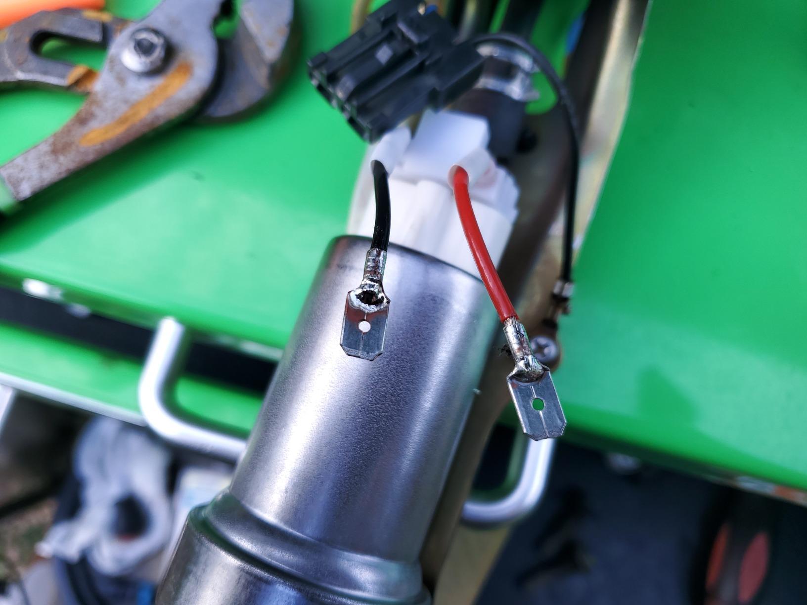 WALBRO HELLCAT 525LPH F90000285 FUEL PUMP - (UNIVERSAL E85 ETHANOL) ULTRA HIGH-PERFORMANCE - TI AUTOMOTIVE customer photo 1