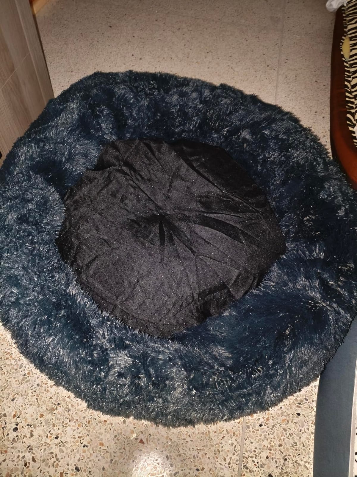 MIXJOY Orthopedic Dog Bed Comfortable Donut Cuddler Round Pet Beds Ultra Soft Washable Dog and Cat Cushion (20''/23''/30'') (23'', Brown) customer photo 2