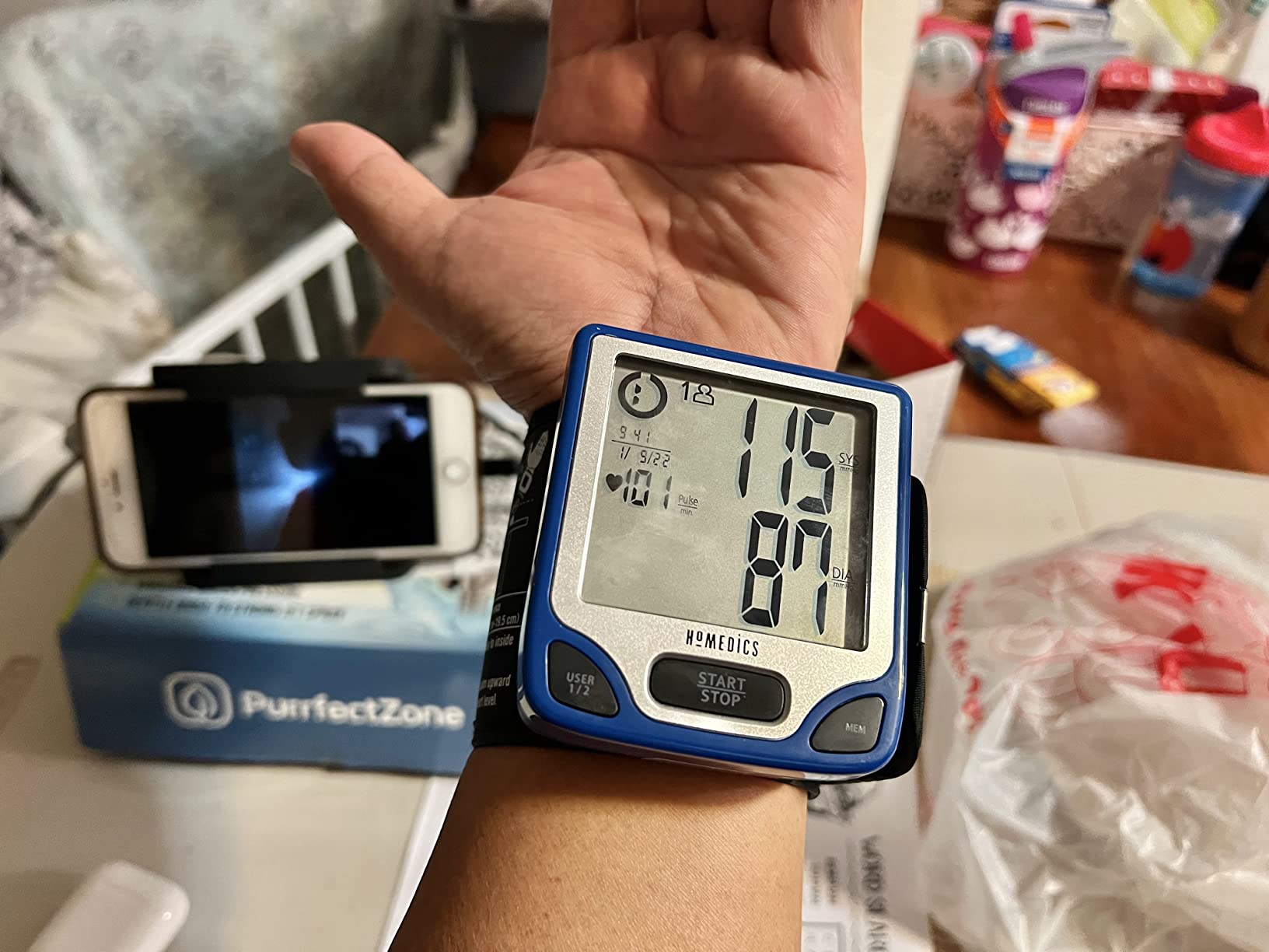 Homedics Blood Pressure Monitor, Automated Wrist Blood Pressure Machine for Home use with Easy One-Touch Operations. Stores up to 120 Readings (60 Readings per 2 Users). Cuff and Storage Case Included customer photo 1