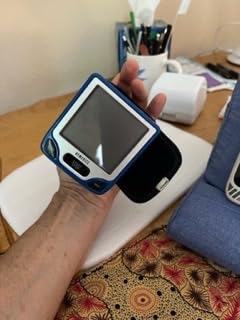 Homedics Blood Pressure Monitor, Automated Wrist Blood Pressure Machine for Home use with Easy One-Touch Operations. Stores up to 120 Readings (60 Readings per 2 Users). Cuff and Storage Case Included customer photo 2