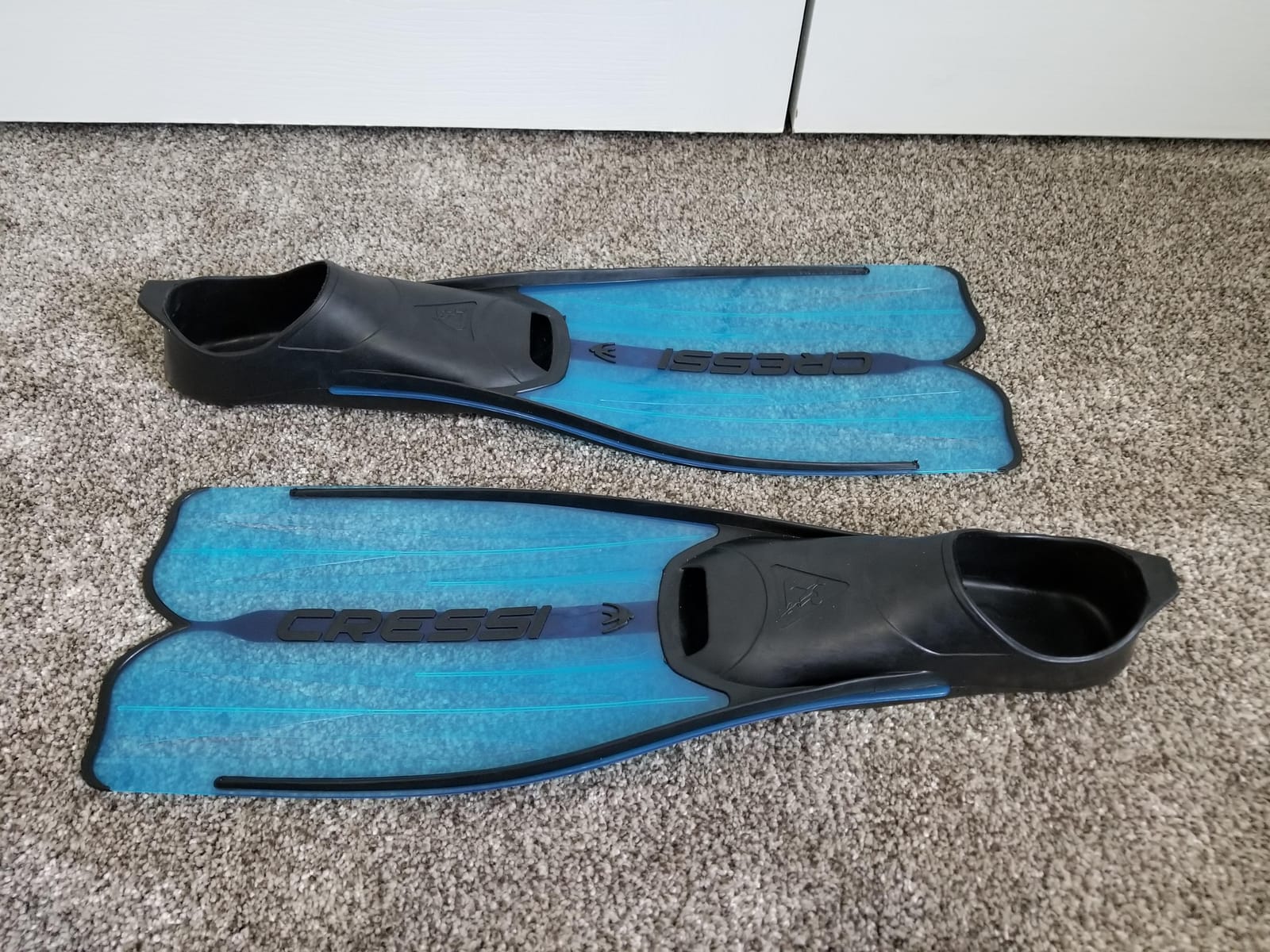Cressi Adult Snorkeling Full Foot Pocket Fins, Good Thrust, Light Fin, Rondinella: Designed and Made in Italy customer photo 1