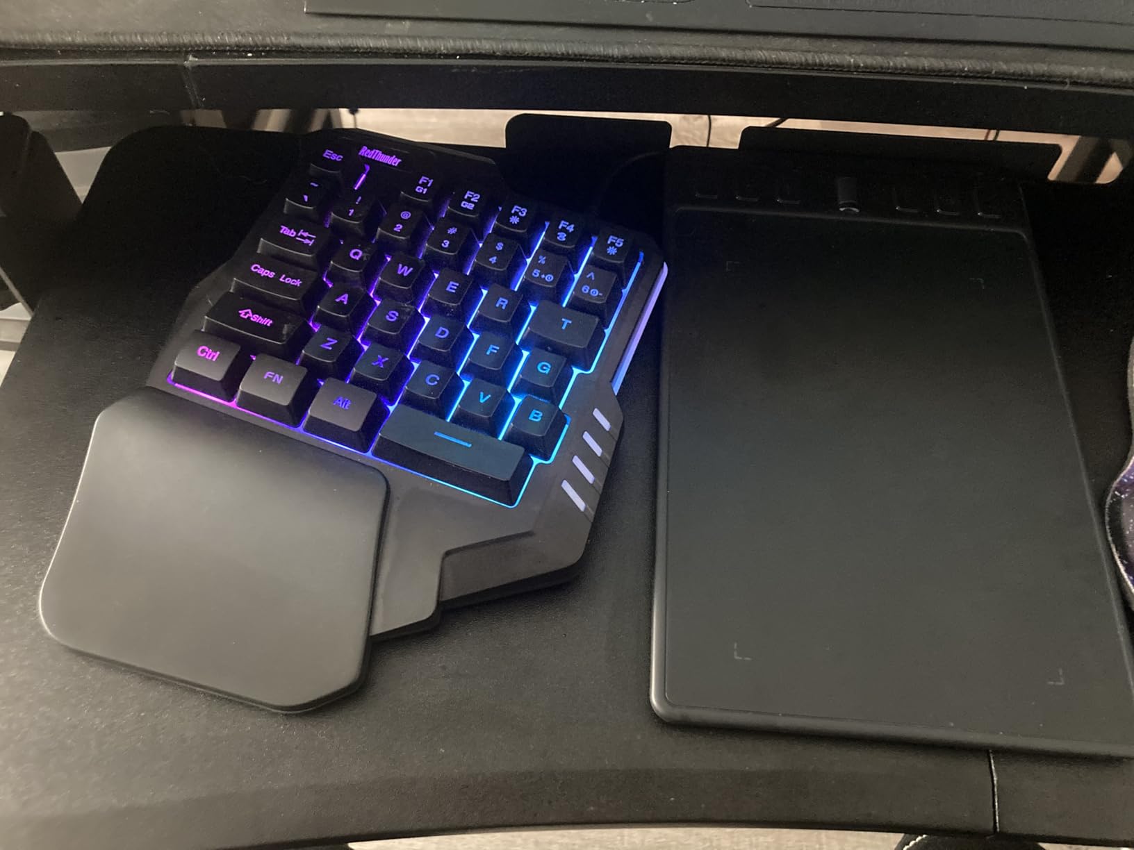 RedThunder One Handed Gaming Keyboard RGB Backlit 35 Keys Portable Mini Gaming Keypad Ergonomic Game Controller for PC Gamer customer photo 1