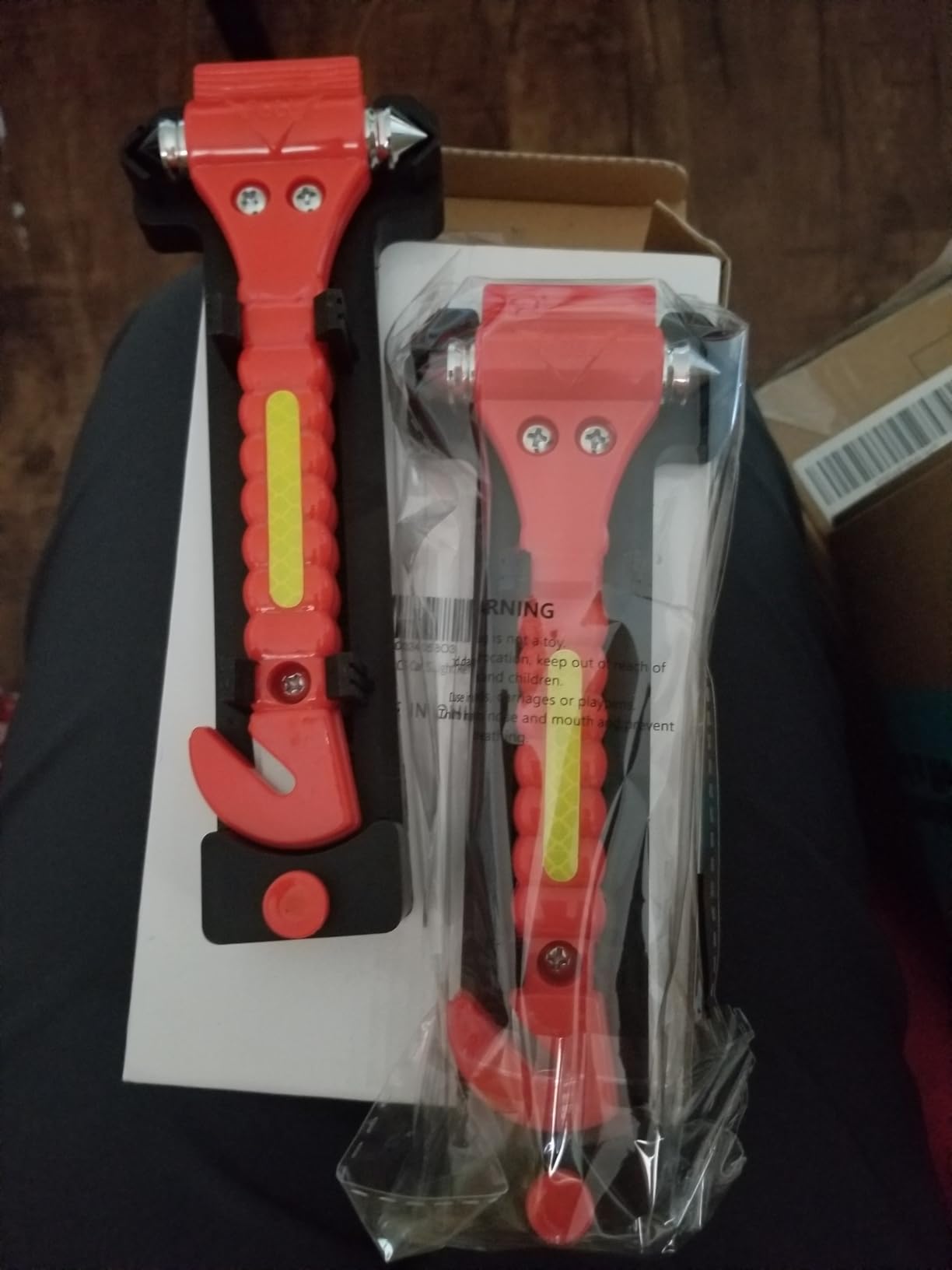 2PCS Car Safety Hammer Emergency with Seat Belt Cutter and Vehicle Window Glass Breaker customer photo 1
