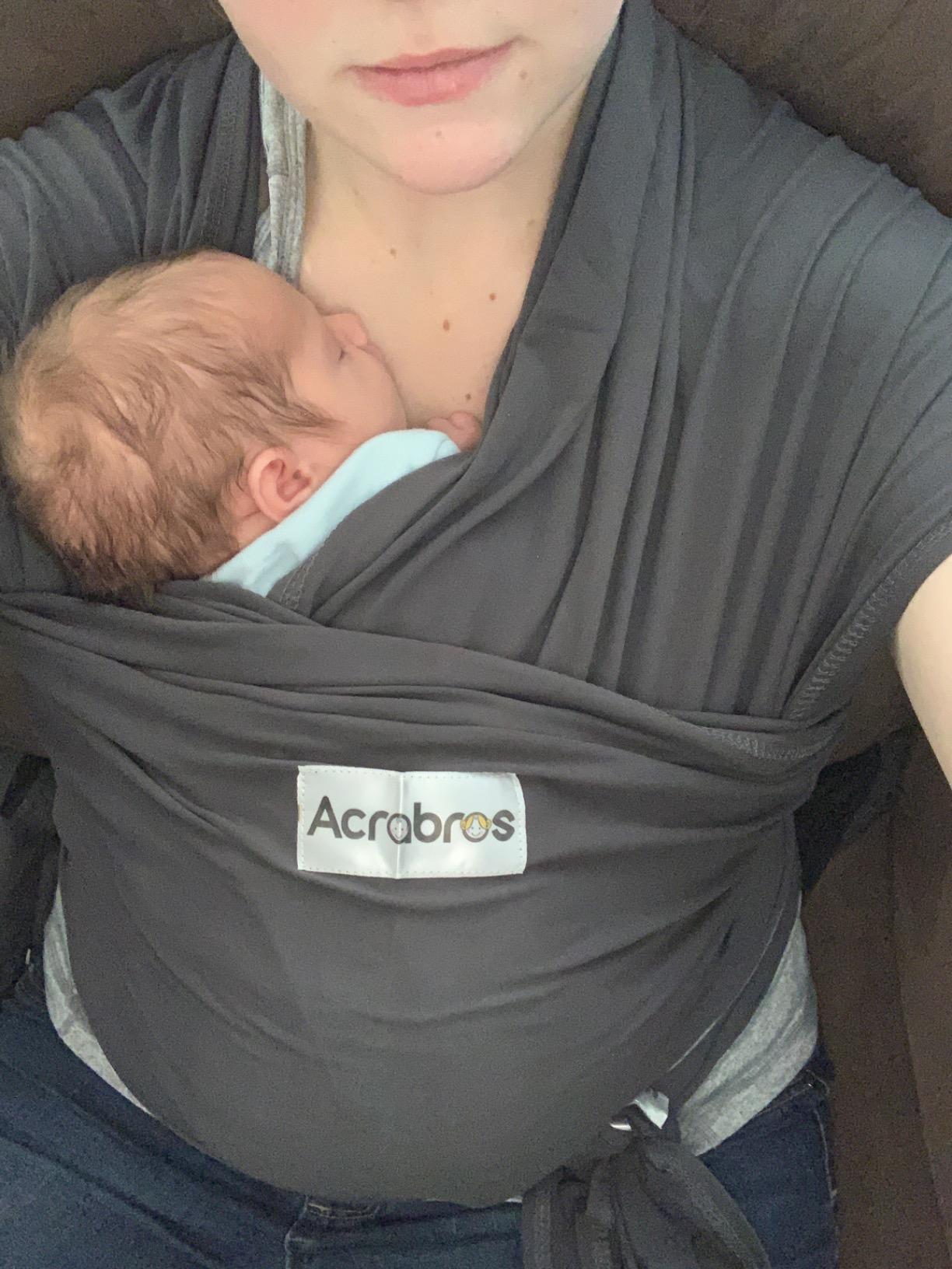 Acrabros Baby Wrap Carrier,Hands Free Baby Carrier Sling,Lightweight,Breathable,Softness,Perfect for Newborn Infants and Babies Shower Gift,Black customer photo 2