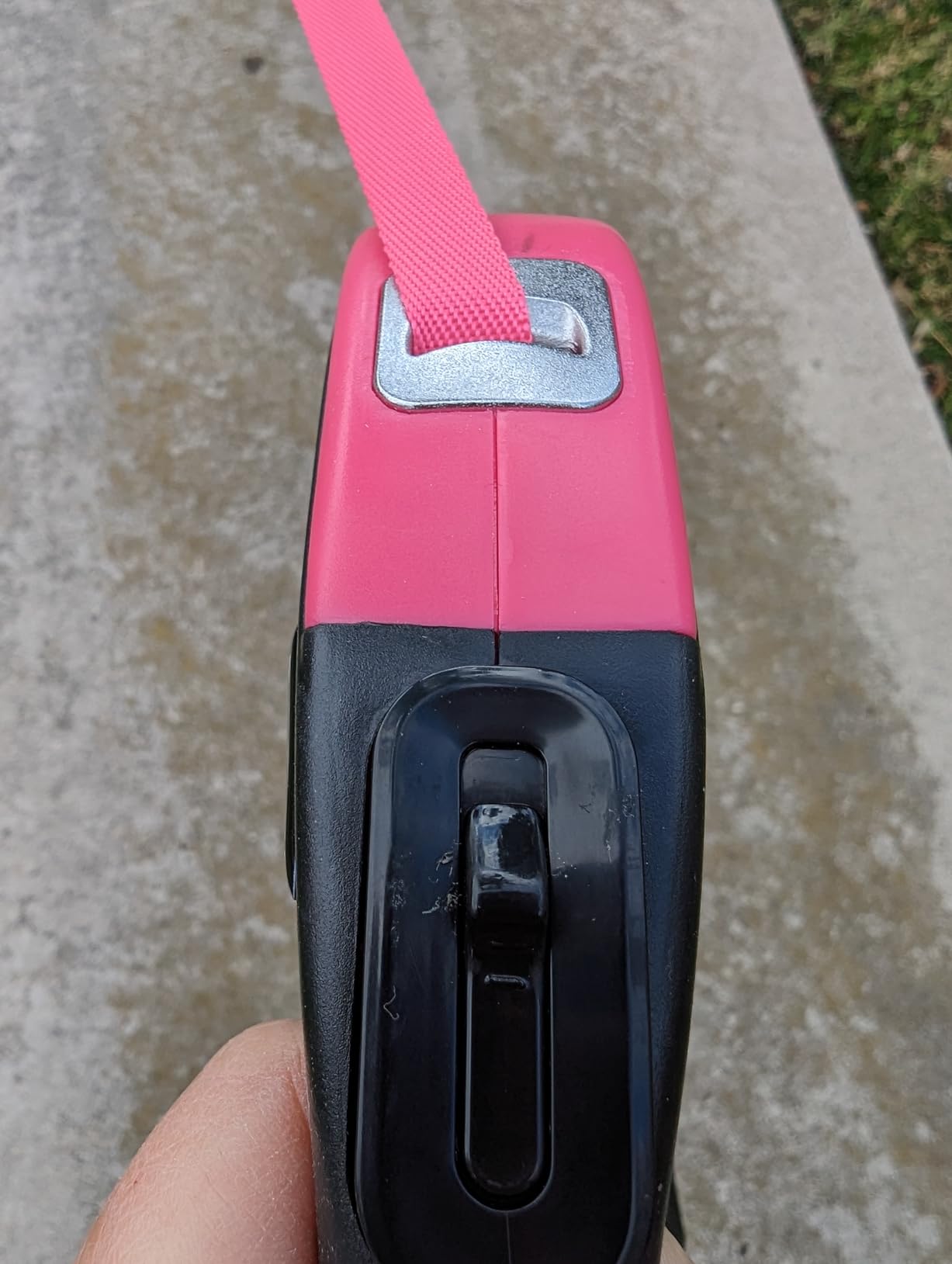 Taglory Retractable Dog Leash, One-Handed Brake, 16ft, Up to 44 lbs, Pink customer photo 2