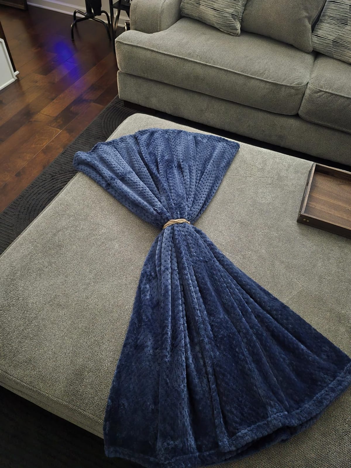 Exclusivo Mezcla Large Waffle Fleece Throw Blanket for Couch, Slate Blue customer photo 2