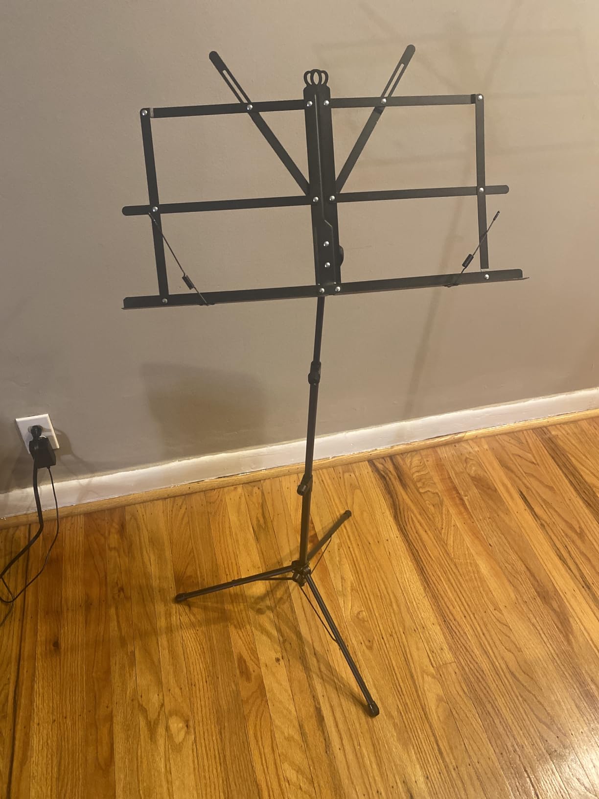 IRONTREE Sheet Music Stand with Clamp and Carrying Bag - 2 in 1 Dual-Use Desktop Book Stand, Portable and Lightweight, Designed for Kids to Carry Around (Black) customer photo 2