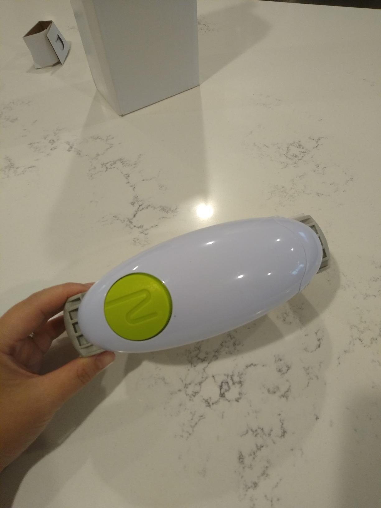 Electric Jar Opener, Kitchen Gadget Strong Tough Automatic Jar Opener For New Sealed Jars, The Hands Free Jar Opener with Less Effort to Open (White) customer photo 1