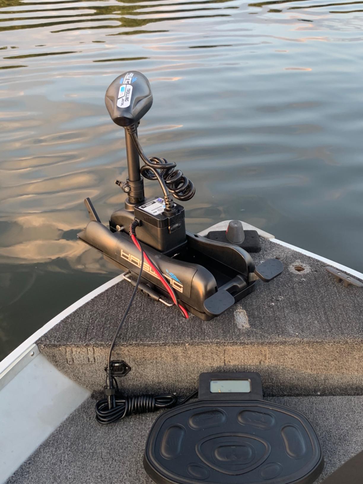 Black Haswing Cayman 12V 55lbs 48 inch Bow Mount Electric Trolling Motor Lightweight, Variable Speed, with Foot Control/Quick Release Bracket for Bass Fishing Boats Freshwater/Saltwater customer photo 2