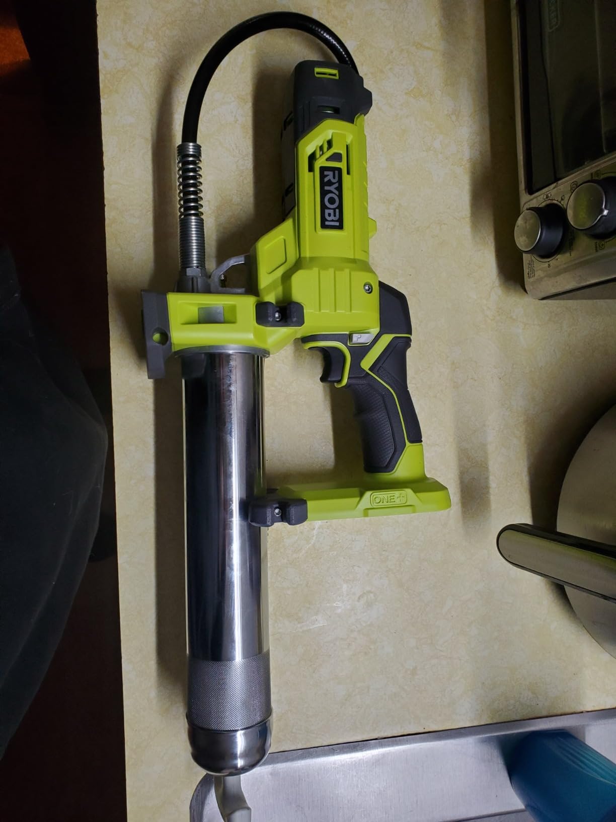 Ryobi 18V Volt Cordless Grease Gun P3410 (Tool- Only) customer photo 1