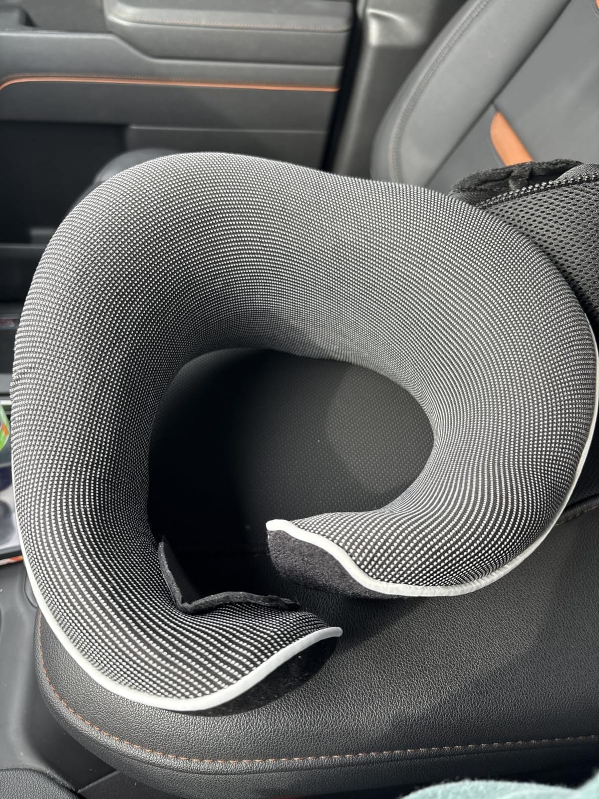 Proglobe Travel Neck Pillow for Airplanes, Long Haul Flight Kit, Grey | Long Flight Travel Kit with 3D Contoured Eye Masks, Earplugs and Luxury Bag, Updated Material Plane Sleeping Support customer photo 1