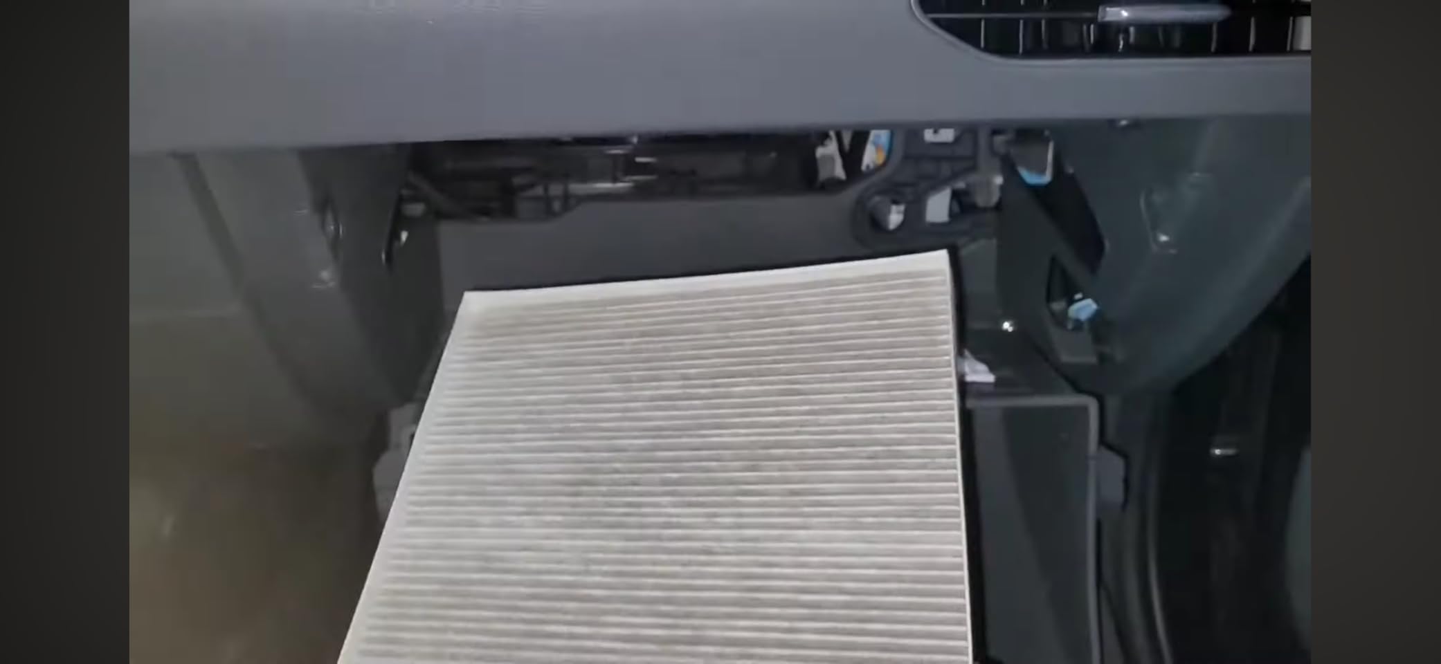 Spearhead Odor Defense Breathe Easy AC & Heater Cabin Air Filter (BE-157) customer photo 1