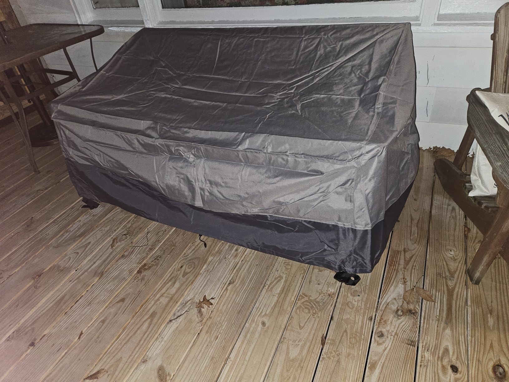 Easy-Going Heavy Duty Outdoor Loveseat Cover, 58Wx32.5Dx31H inch customer photo 2