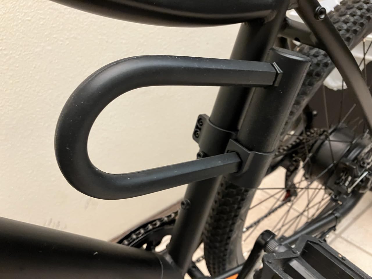 Bike U Lock Heavy Duty Bike Lock Bicycle U Lock, 16mm Shackle and 4ft/6ft Length Security Cable with Sturdy Mounting Bracket for Bicycle, Motorcycle and More customer photo 1
