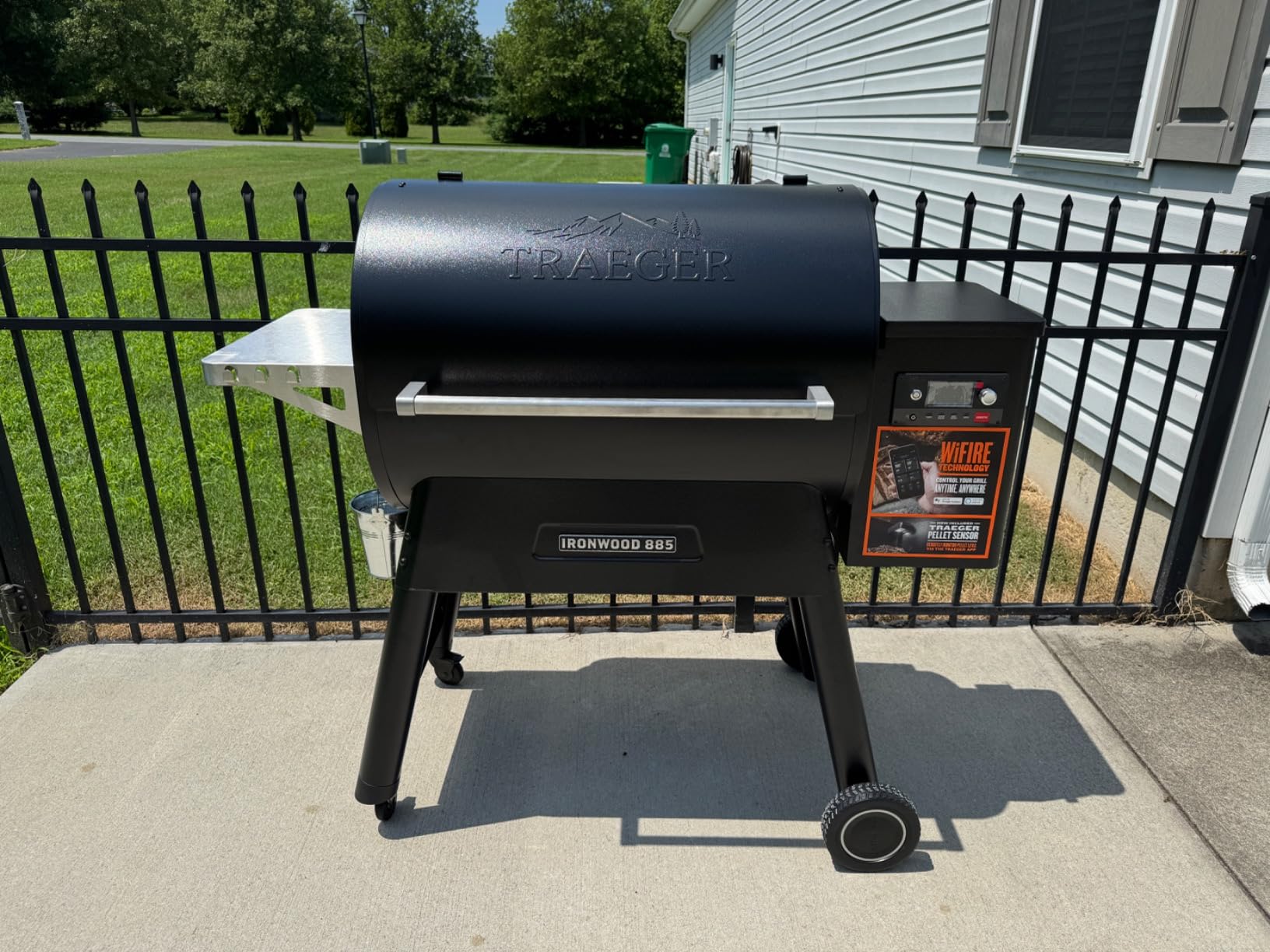 Traeger Ironwood 885 Wood Pellet Grill & Smoker, 885 Sq In, WiFi customer photo 2