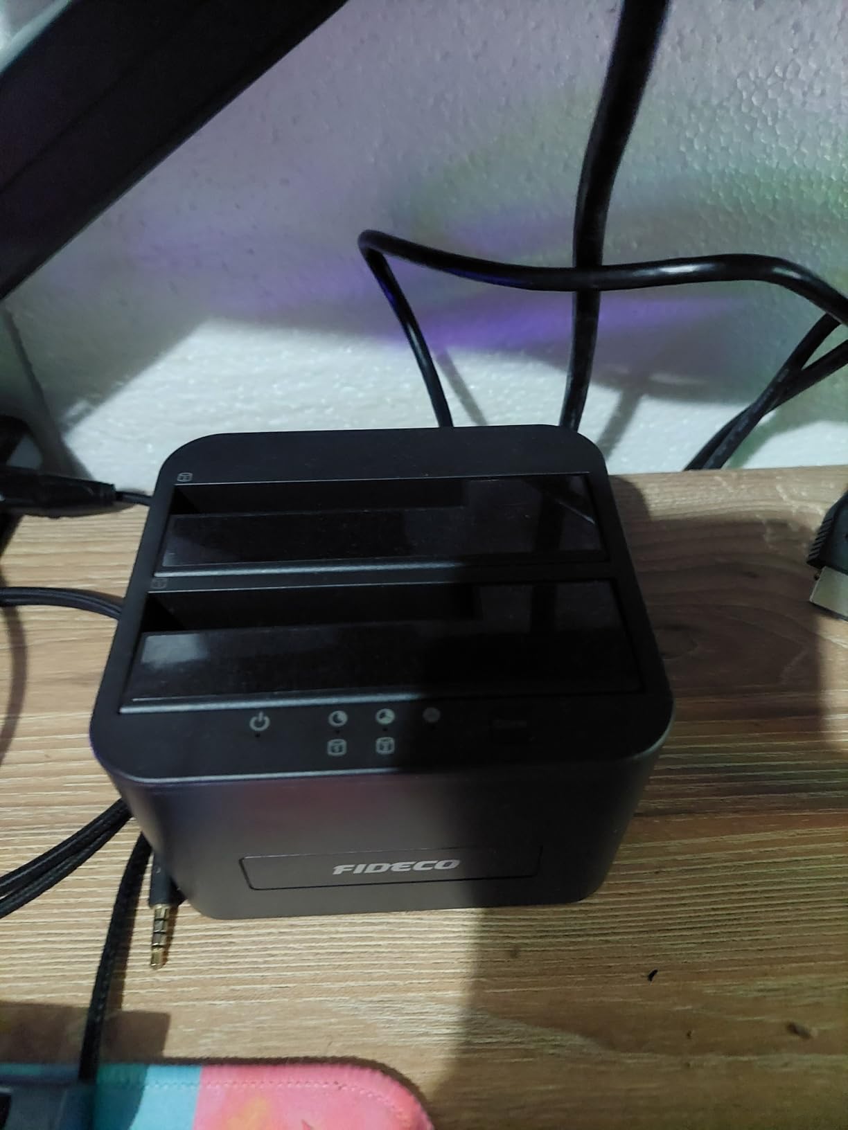 FIDECO External Hard Drive Docking Station, Dual Bay USB 3.0 HDD Dock with Offline Clone and UASP customer photo 1