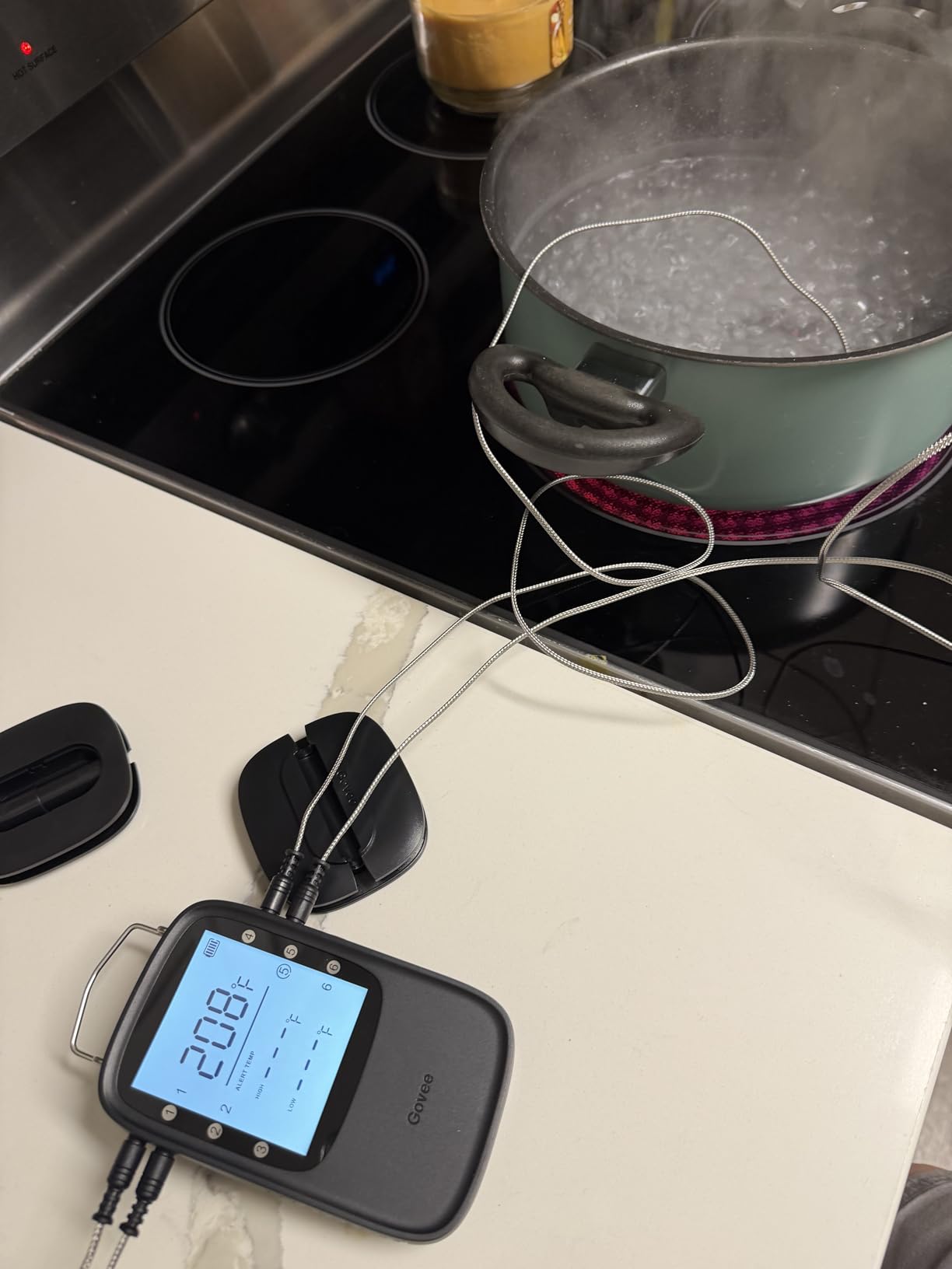 Govee Bluetooth Meat Thermometer Digital with Smart App Timer and Alerts | 2 Probes, 230ft Bluetooth Range, Smart LCD Backlight, Free Data Storage, Grill Thermometer customer photo 2