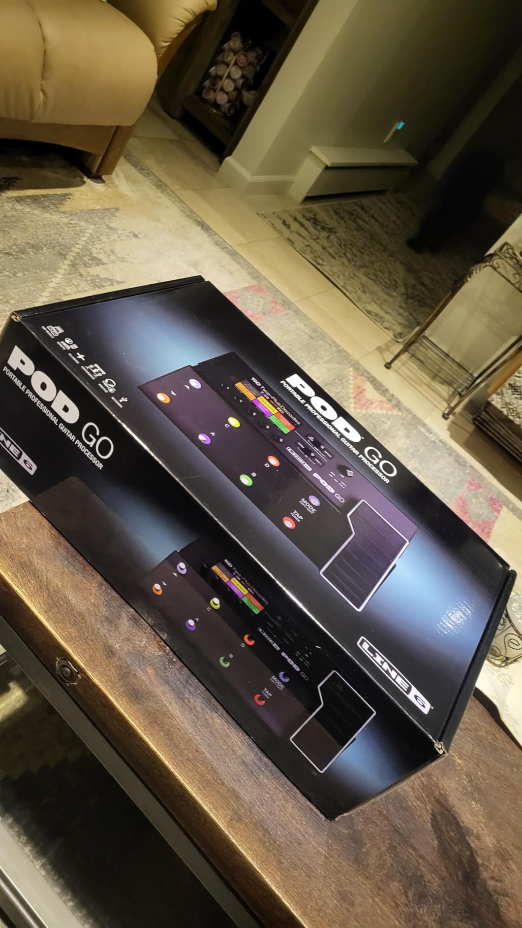Line 6 POD Go Guitar Multi-Effects Pedal, Black customer photo 1