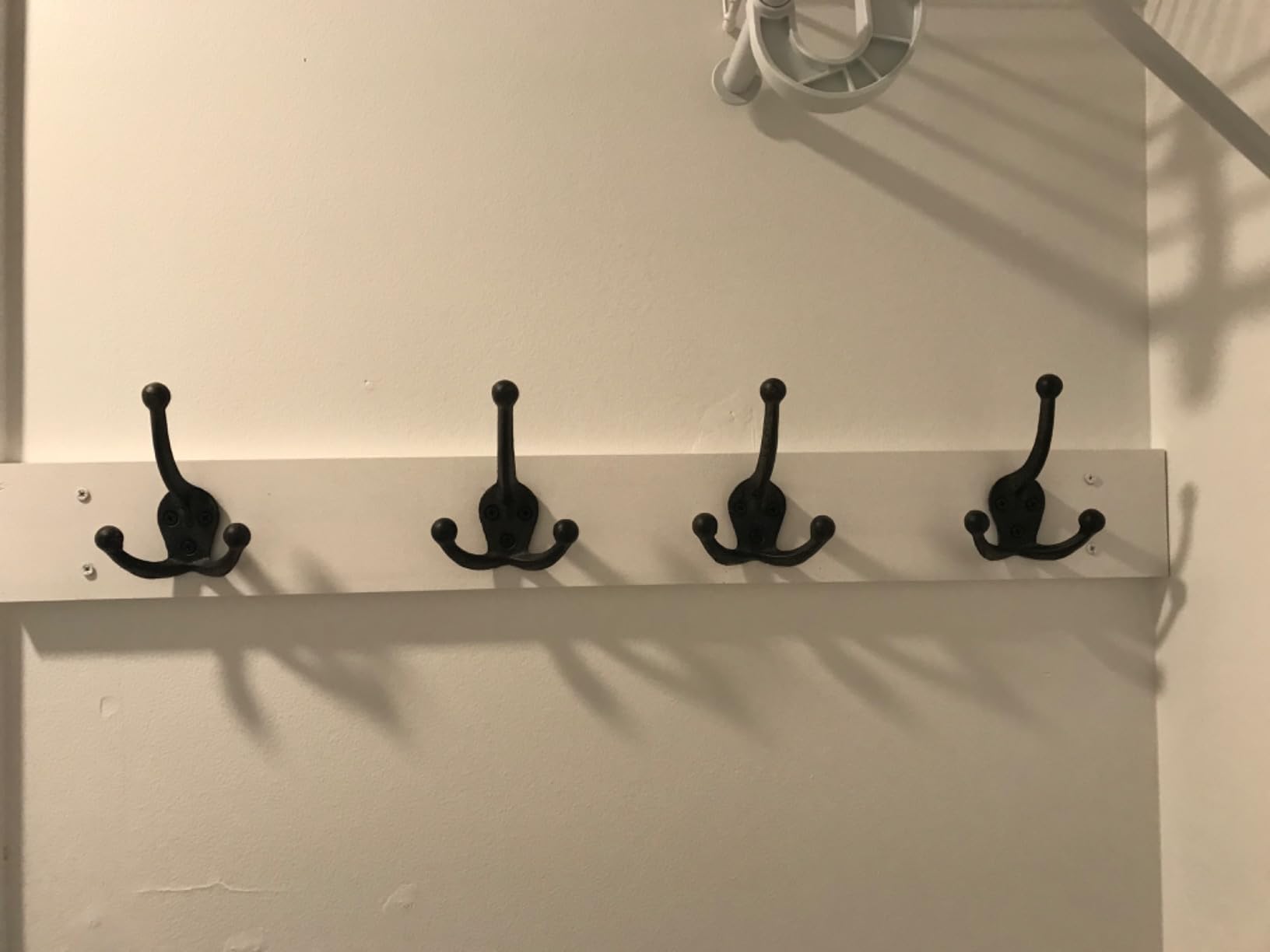 Ambipolar 5-Pack TriLeg Coat Hooks. Wall Mounted, Heavy Duty Decorative Black Wall Hooks for Mudroom, Hat Rack, Purse Hooks. Cast Iron Decorative Antique Black Hooks customer photo 1