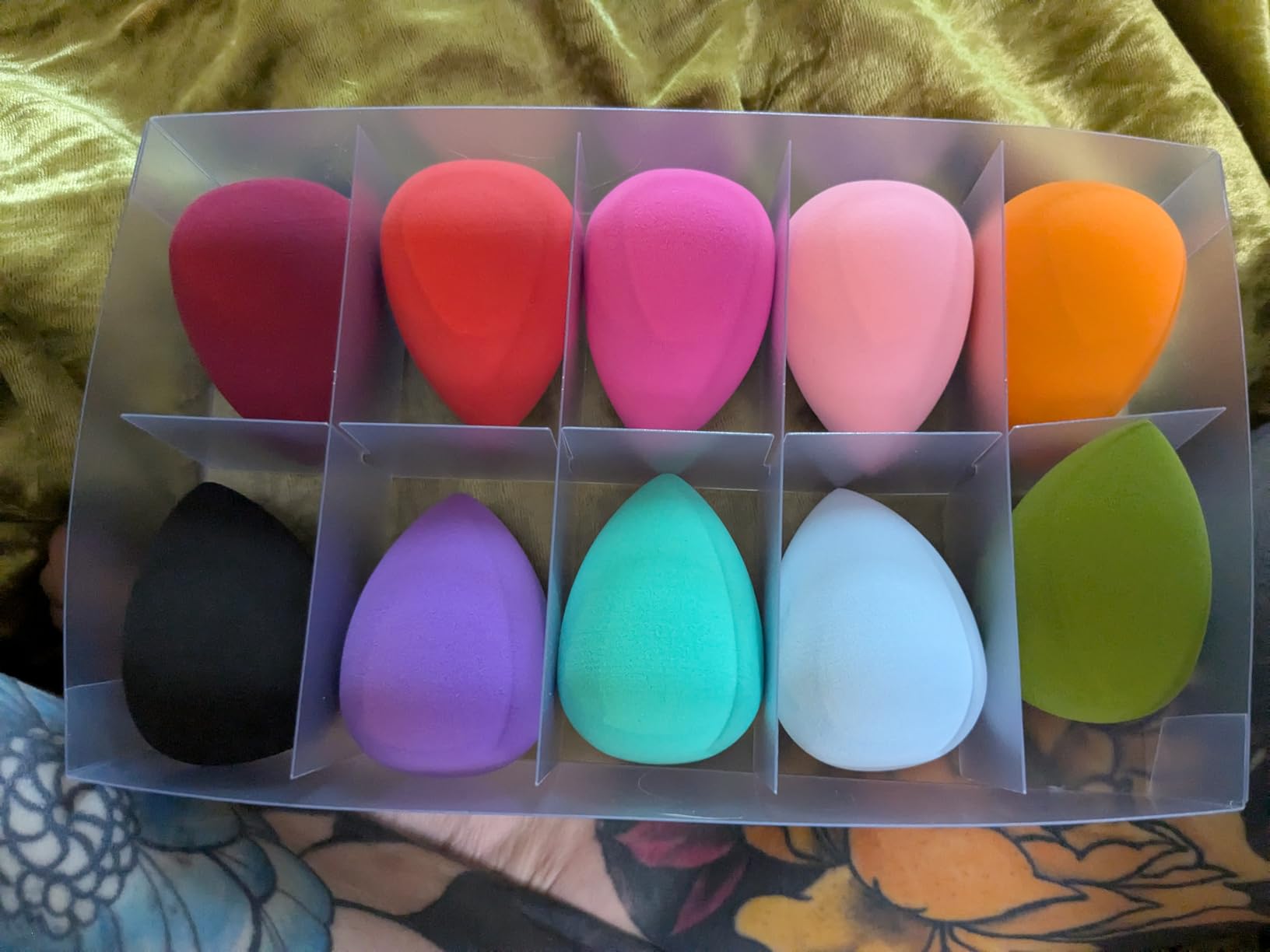 AJOKE 10 Pcs Perfect Makeup Sponge Set Blender Flawless for Liquid, Multi-colored Beauty Makeup Sponges customer photo 1
