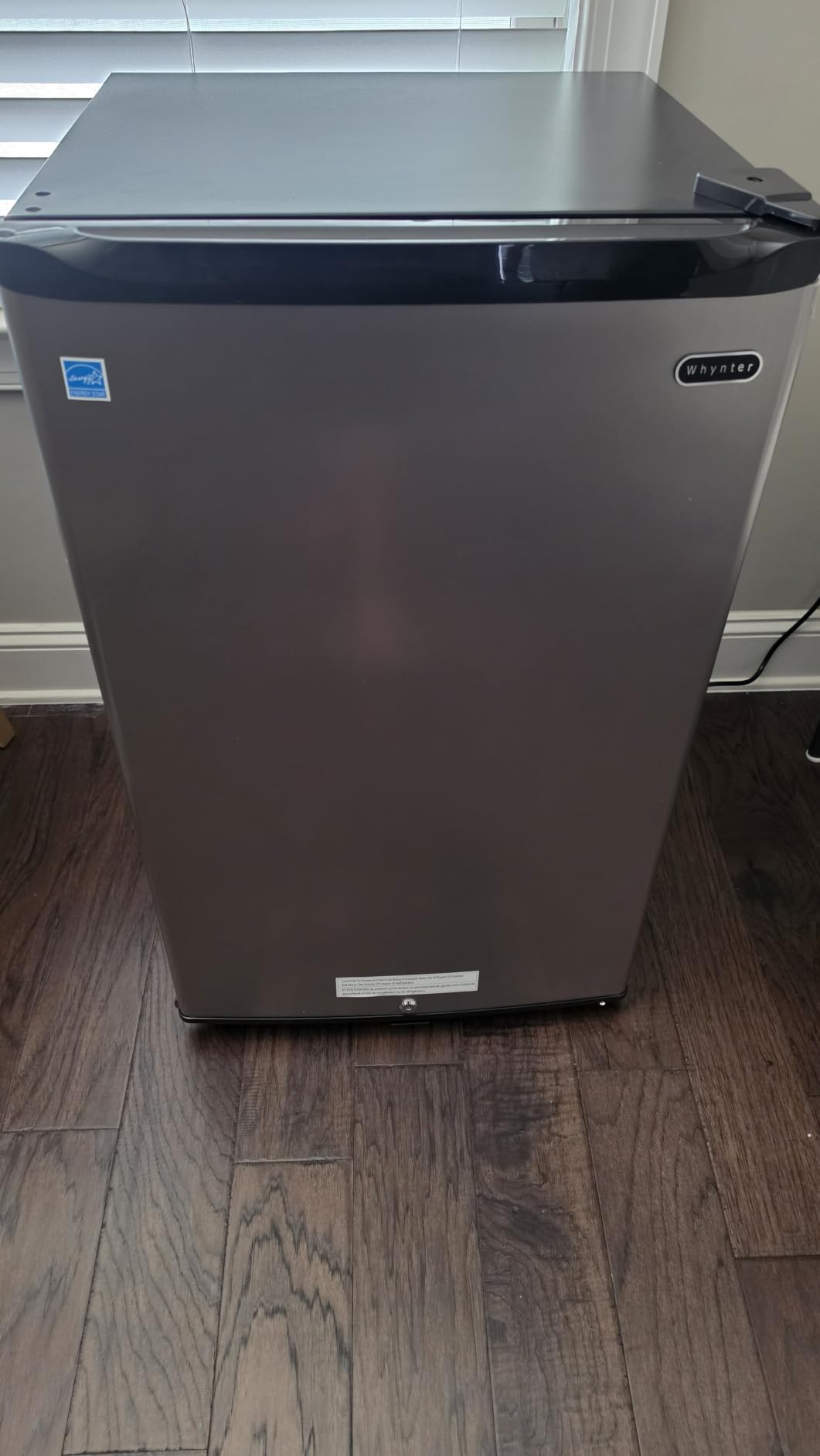 Whynter Upright Freezer/Fridge Convertible 3 Cu Ft Energy Star, CUF-301SS | Adjustable Thermostat and Security Lock, Energy Star Rated, Reversible Door, Adds Compact Frozen Storage at Home customer photo 2