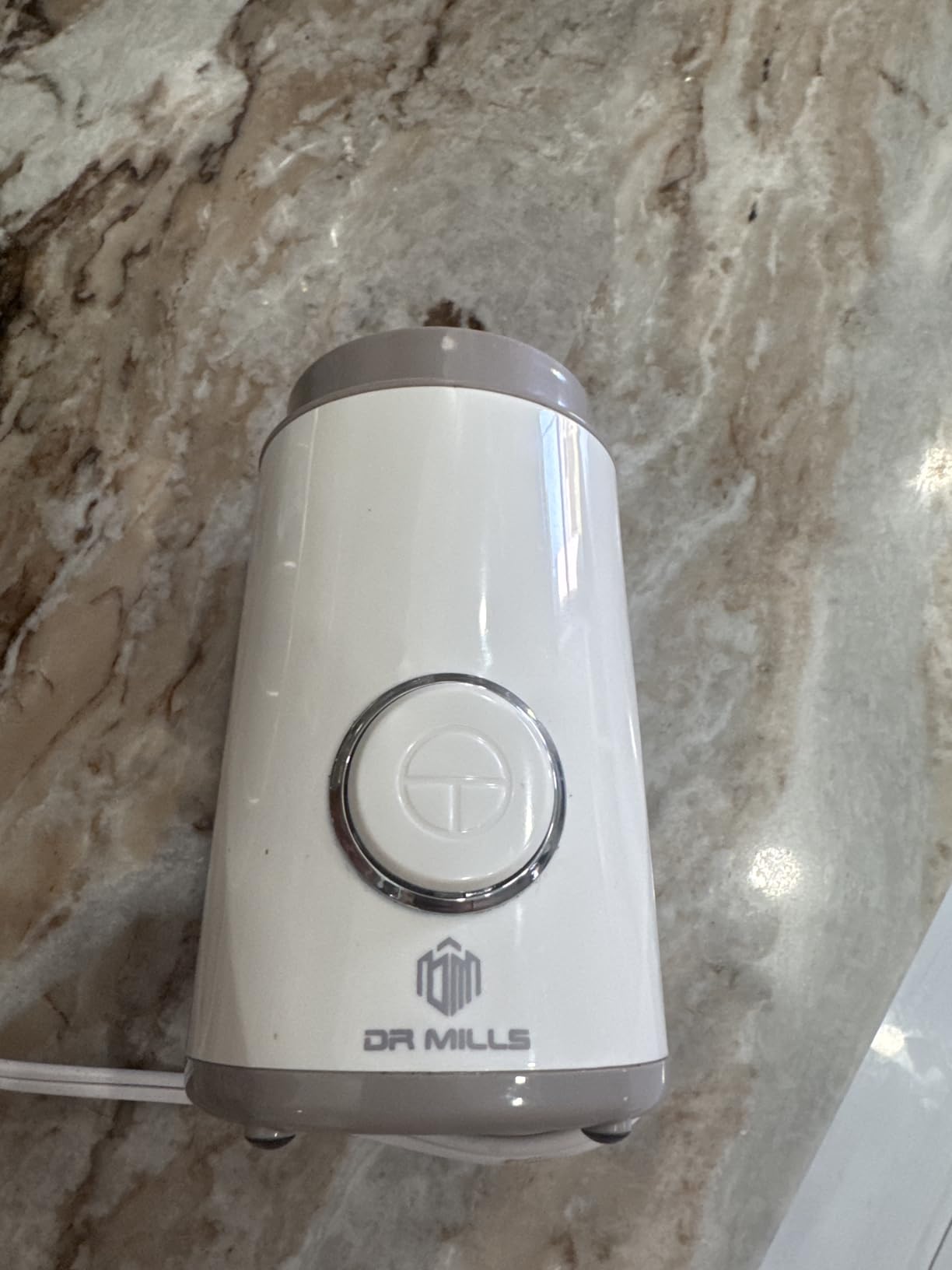 DR MILLS DM-7441 Coffee Grinder Electric, Coffee Bean and Dried Spice Grinder, One Touch Operation, Blade and Cup Made with SUS304 Stainless Steel (Black) customer photo 2