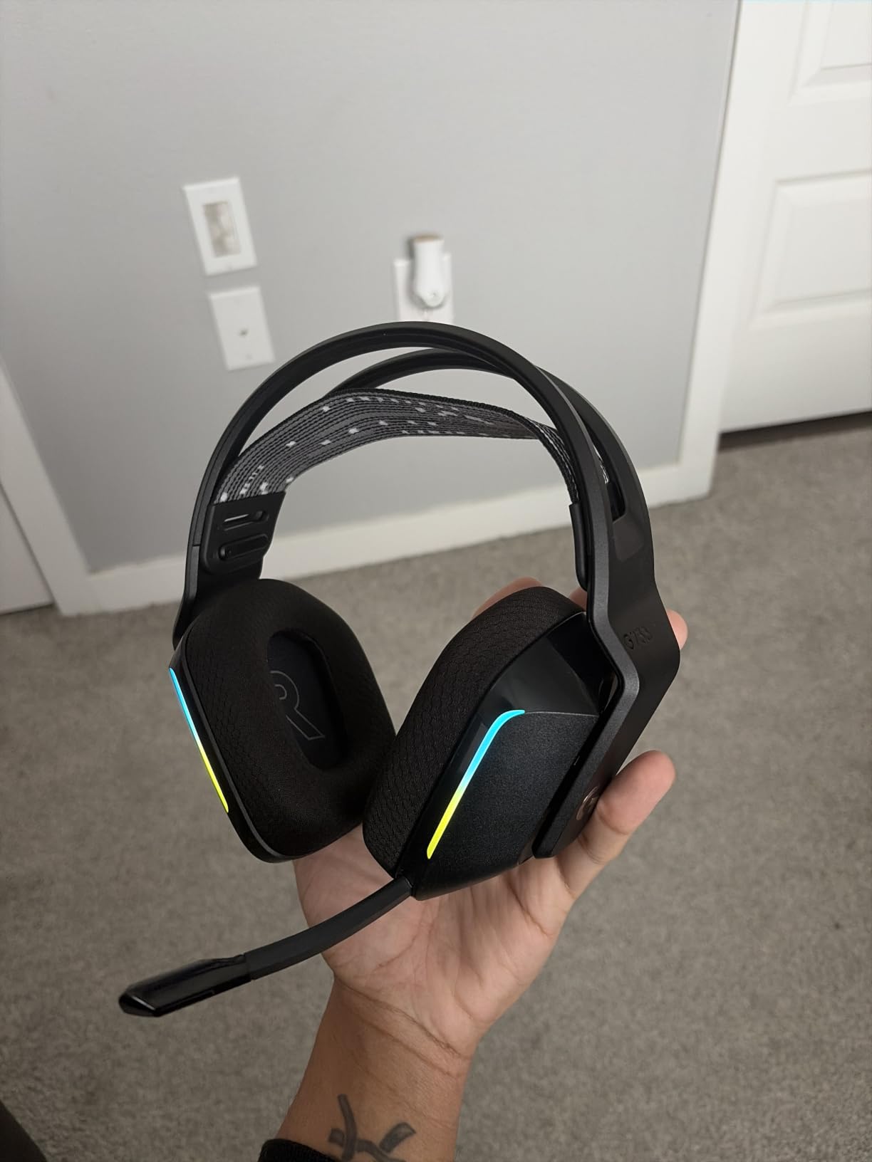 Logitech G733 Lightspeed Wireless Gaming Headset - Blue customer photo 2