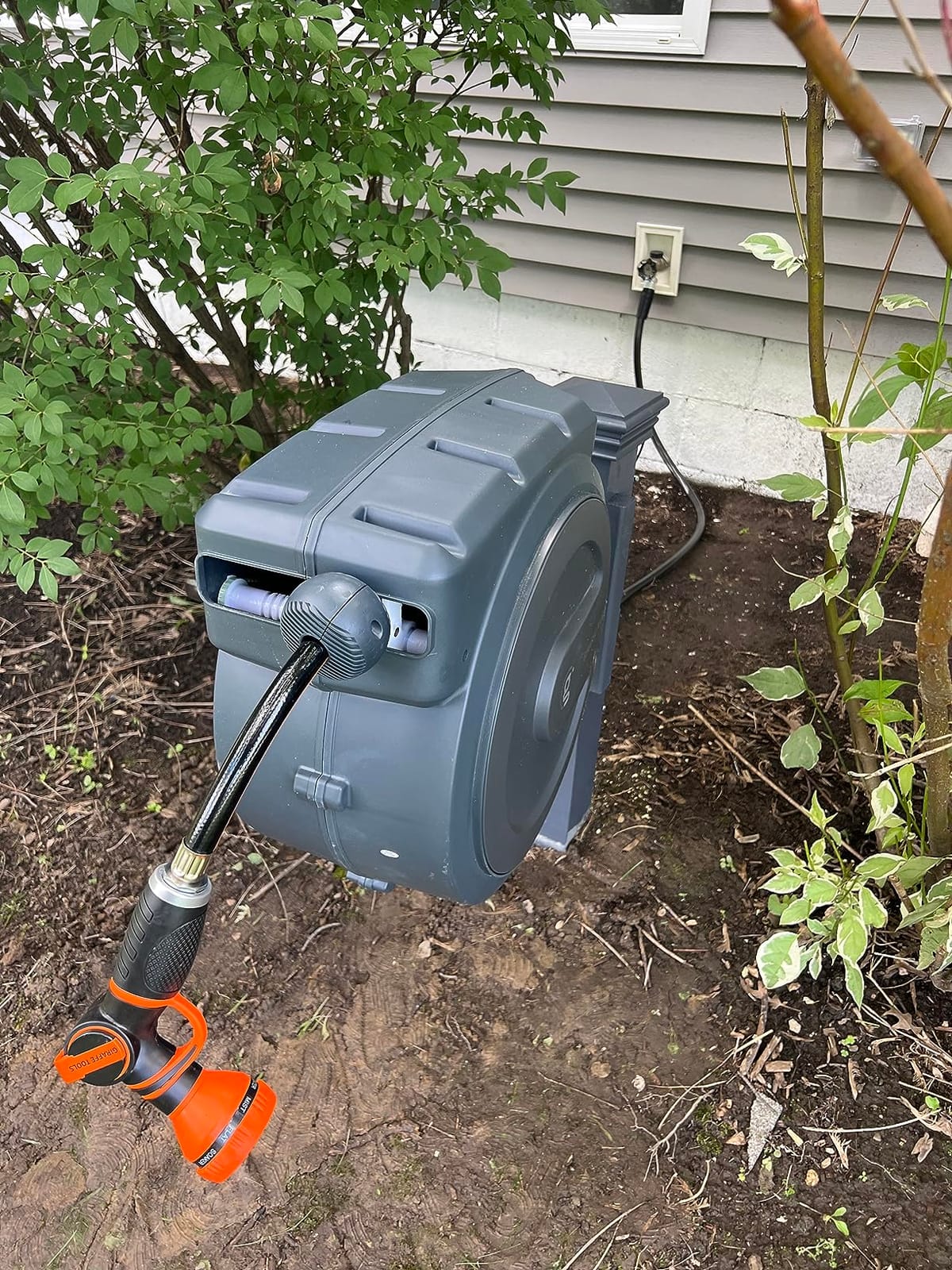 Giraffe Tools Retractable Garden Hose Reel 5/8
