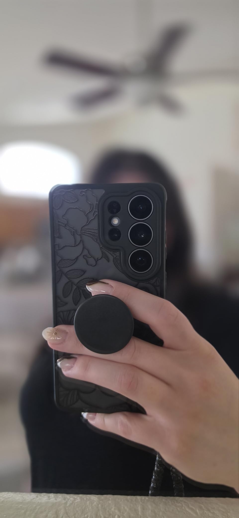 PopSockets Adhesive Phone Grip, Holder- Knurled Black | Secure Comfortable Hold, Anti-Drop, Kickstand, Black, Electronic Accessories, For iPad/Kindle/iPhone/Android customer photo 1