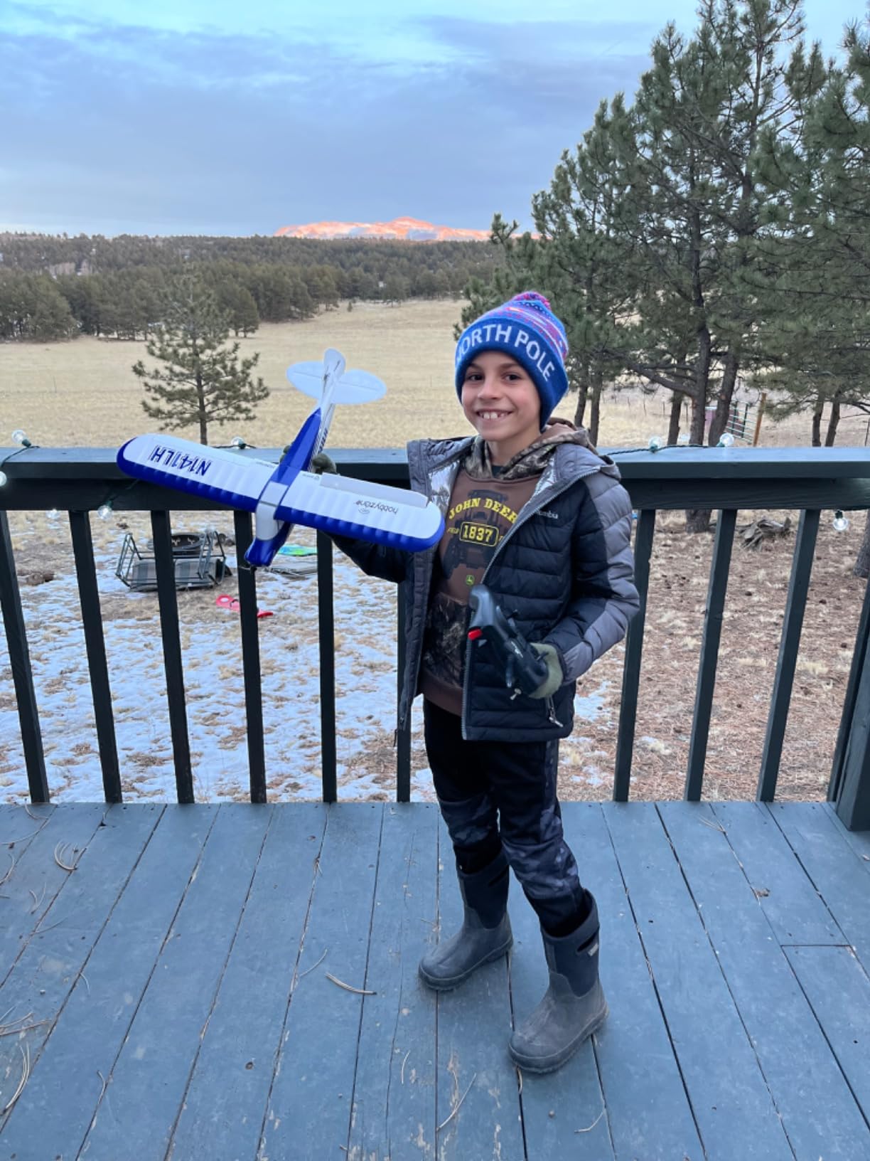 HobbyZone Sport Cub S 2 RC Airplane BNF Basic with Safe (Transmitter, Battery and Charger Not Included), HBZ44500, Blue & White customer photo 1