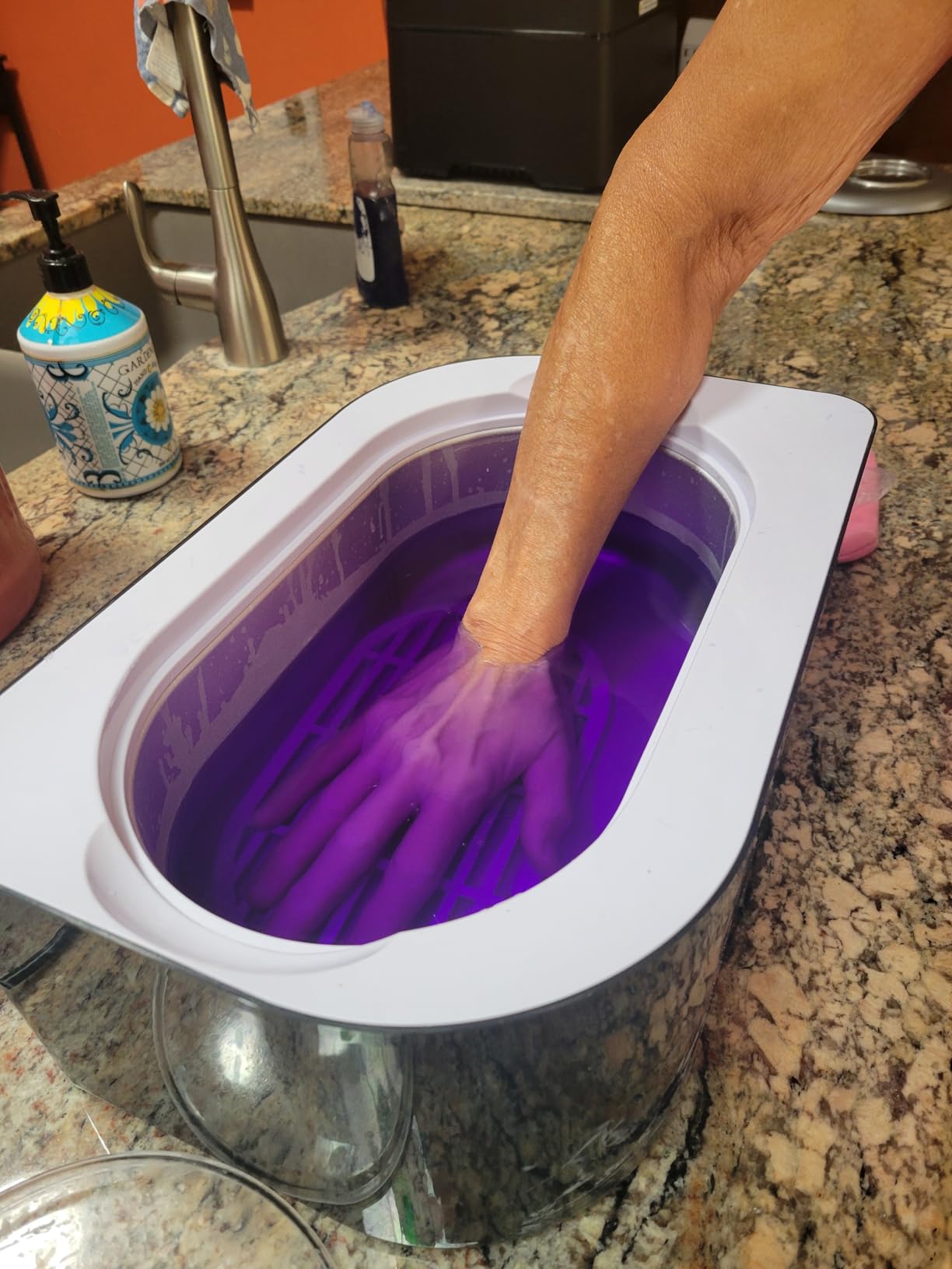 Paraffin Wax Machine for Hand and Feet - Karite Paraffin Wax Bath 4000ml Paraffin Wax Warmer Moisturizing Kit Auto-time and Keep Warm Paraffin Hand Wax Machine customer photo 1