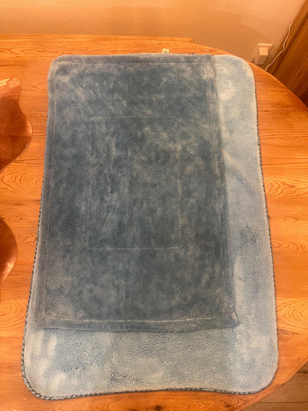 Chemical Guys, Woolly Mammoth Large Microfiber Drying Towel, Blue, 36 x 25 customer photo 1