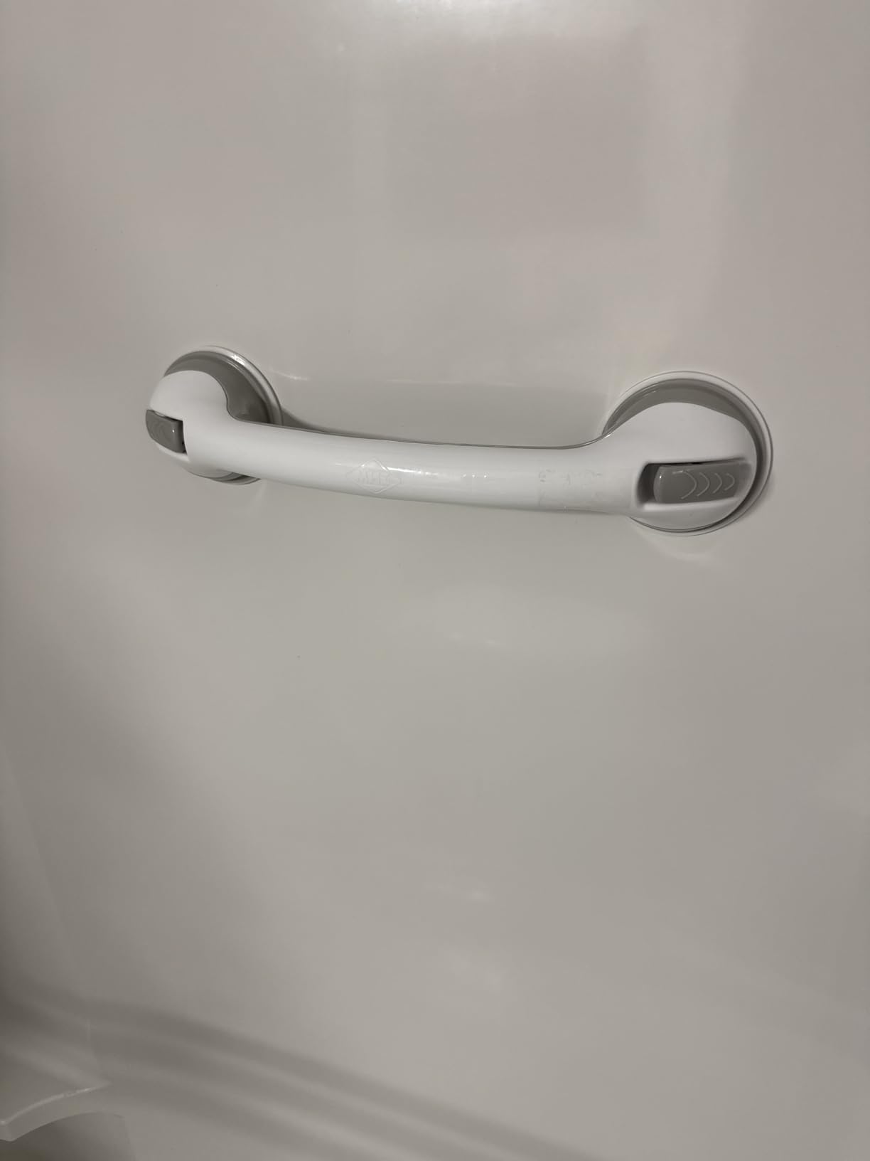 Safe-er-Grip Suction Cup Grab Bars for Bathtubs & Showers, White, 12 inches customer photo 2