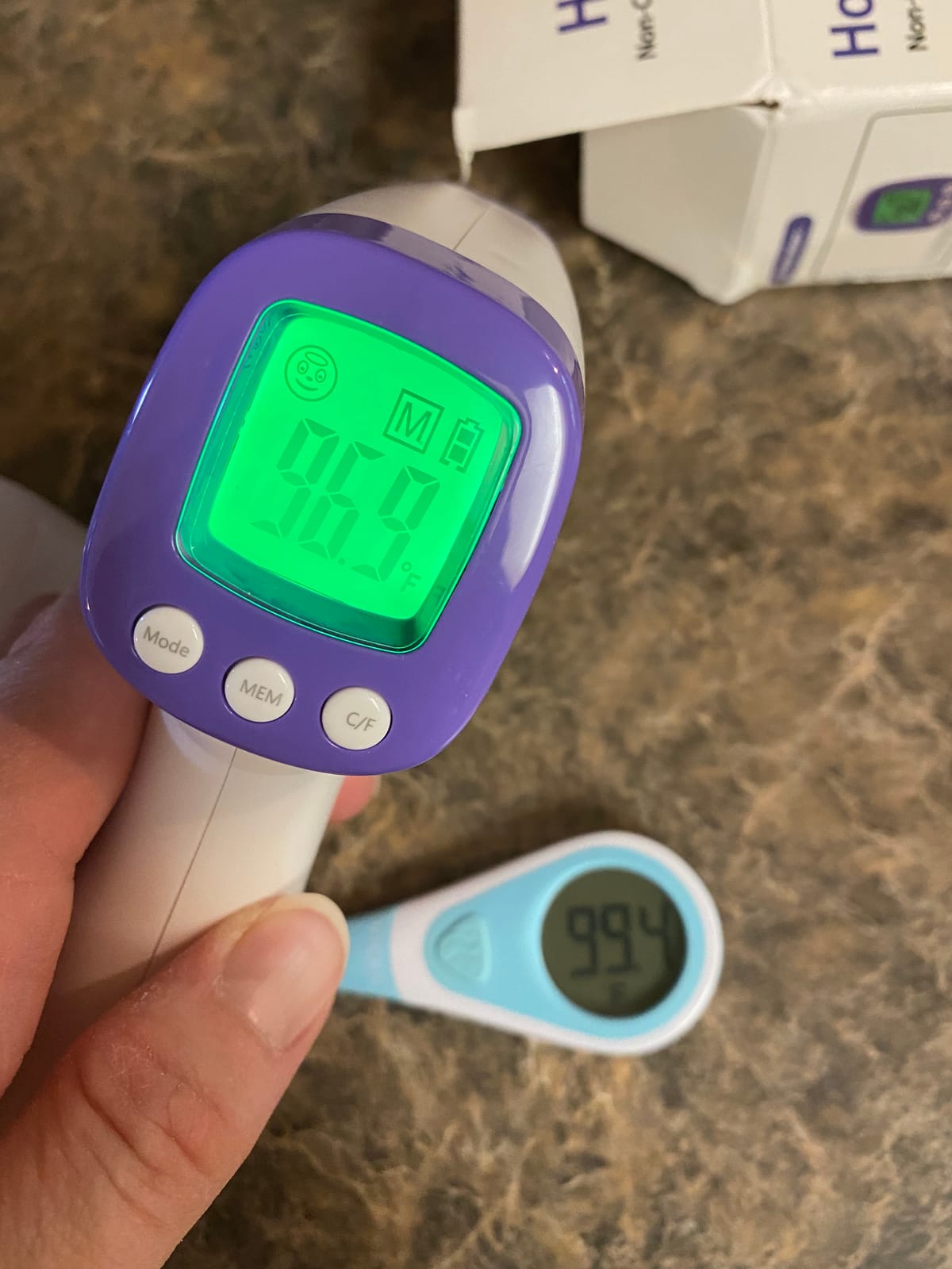 Hotodeal No-Touch Infrared Forehead Thermometer for Adults, Kids & Babies customer photo 1