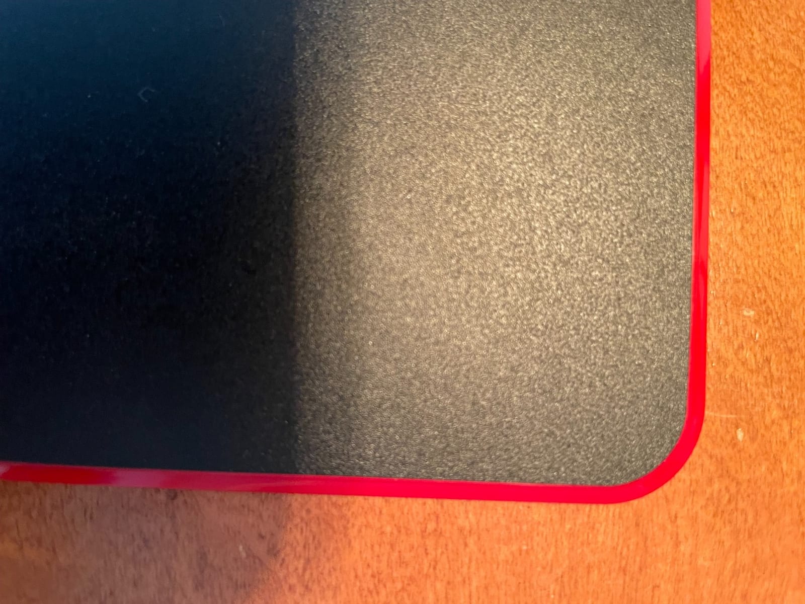 Mouse Pad, Resin Hard Surface Mouse Mat Polymer Silicone Bottom Gaming Mousepad No Smell Waterproof for Games, Office 24 x 20cm (9.5 x 7.8in) customer photo 1