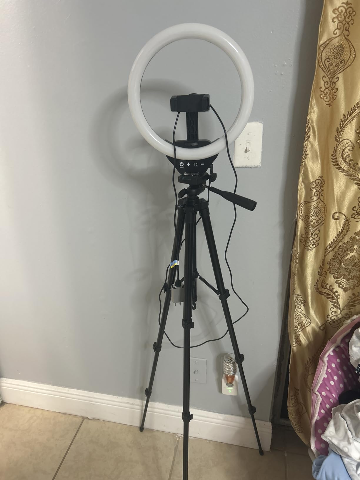 SENSYNE Ring Light with Stand, 50