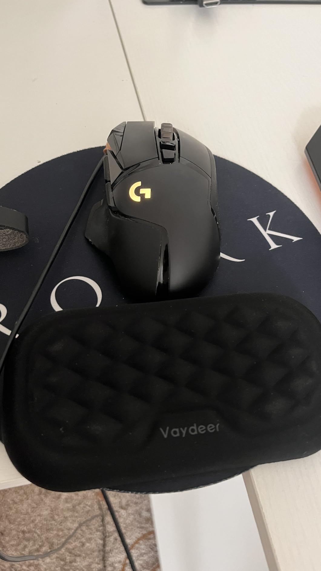 Vaydeer Wrist Rest for Keyboard and Mouse, Computer Ergonomic Wrist Support Pad, Soft Memory Foam Arm Cushion for Desk, Palm Hand Office Laptop Typing customer photo 1
