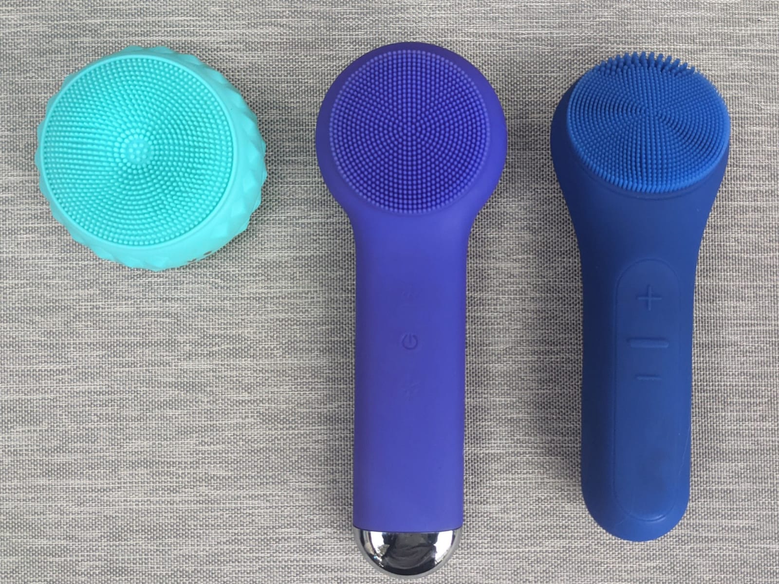 NågraCoola CLIE Facial Cleansing Brush, Waterproof and Rechargeable Electric Face Scrubber for Men & Women, Exfoliating, Massaging, and Cleansing - Pink customer photo 1