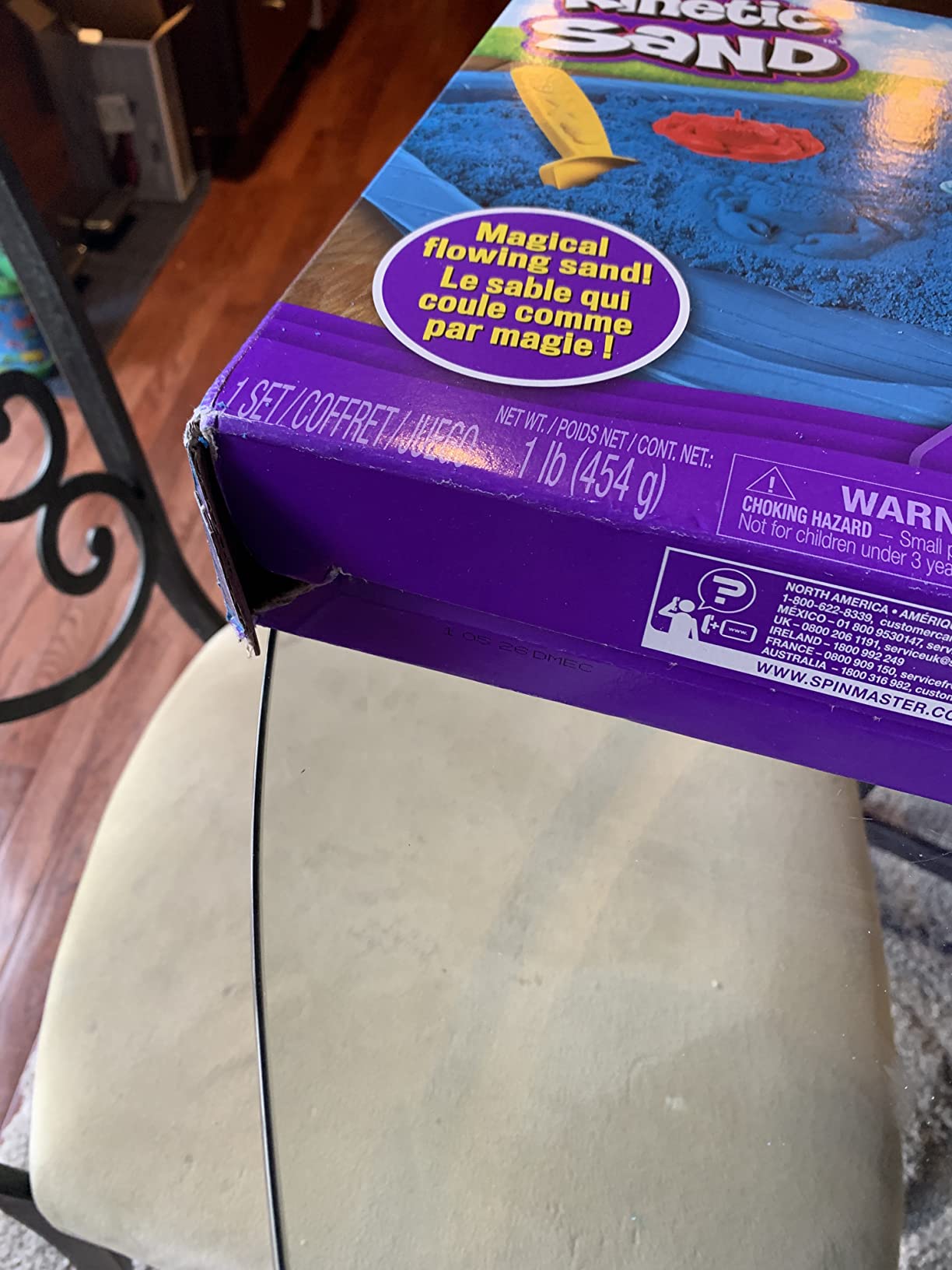 Kinetic Sand, Sandbox Playset with 1lb of Purple and 3 Molds, for Ages 3 and up customer photo 1