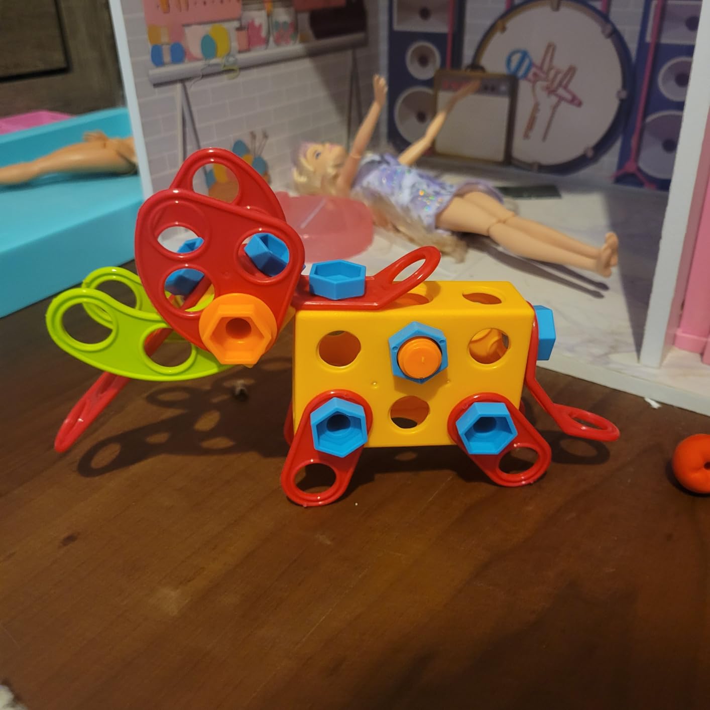 NXONE 195 PCS STEM Toys, Building Sets for Kids 3+ customer photo 1