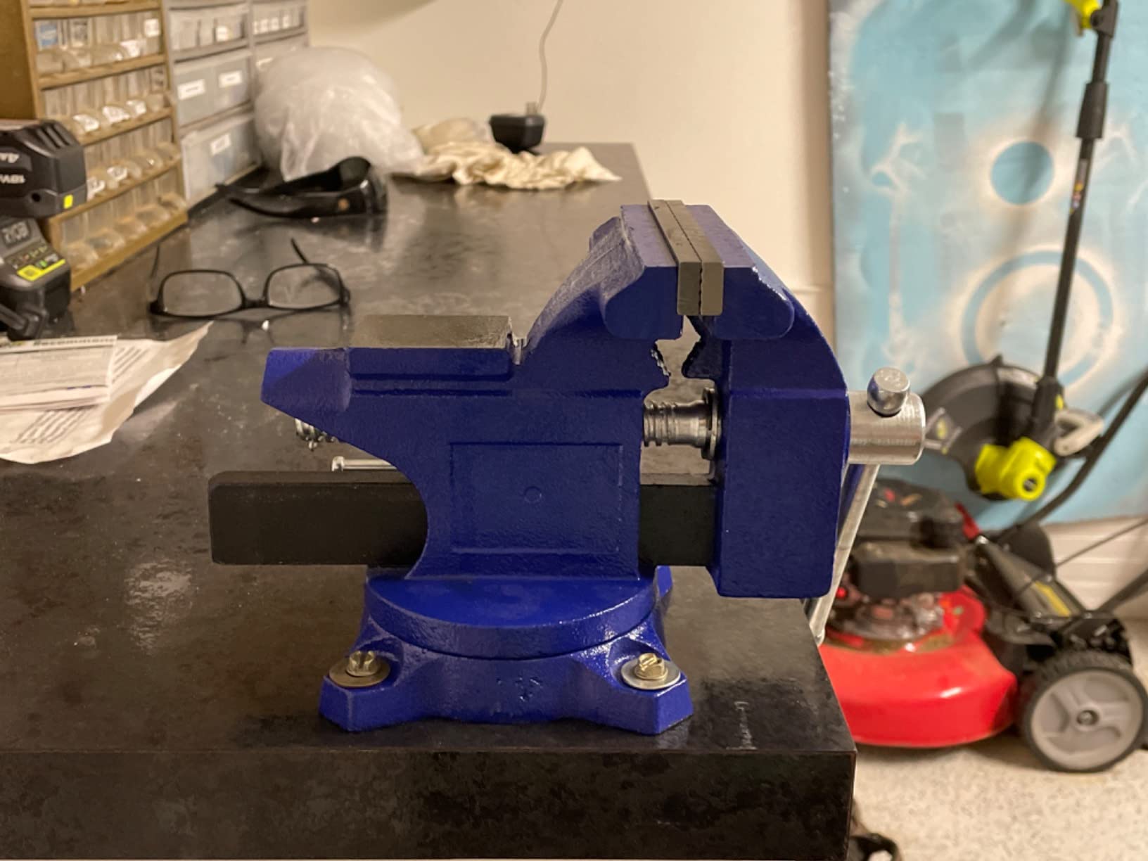 WORKPRO Bench Vise, 4-1/2