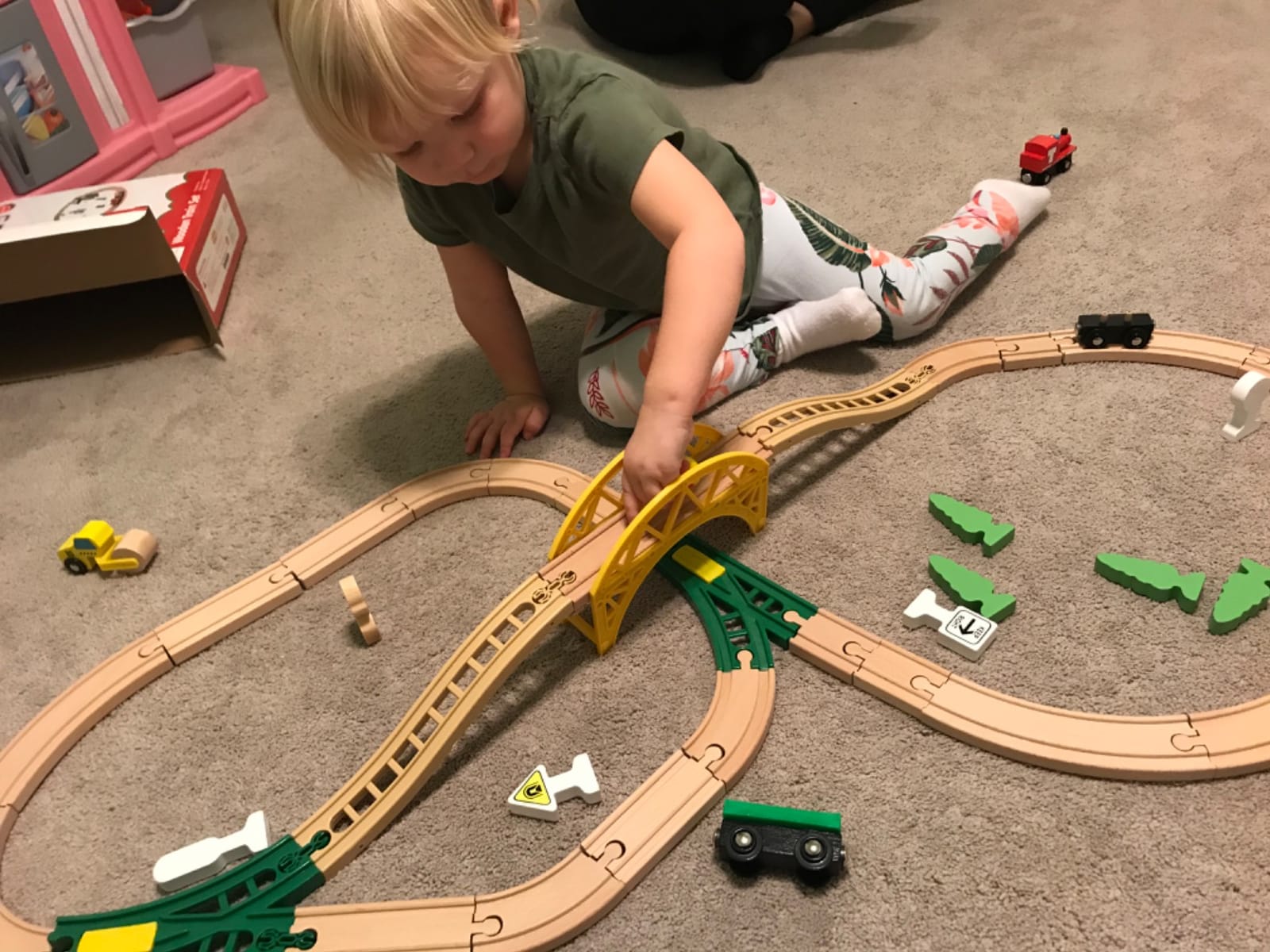 TOY Life Wooden Train Set with Crane, 60-Pc Track, Boys 3-8 customer photo 2