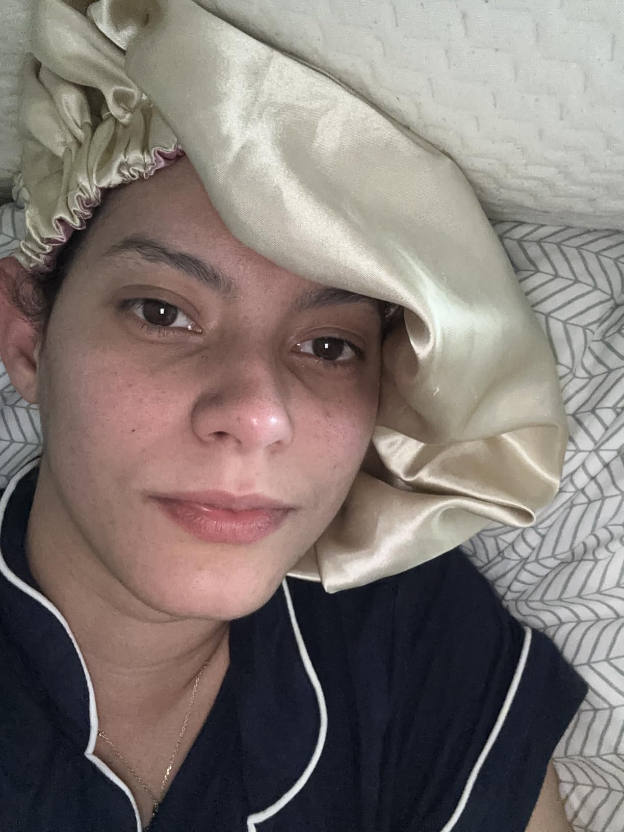 Edoneery Satin Bonnet for Sleeping Women, Double Layer Curly Hair Cap customer photo 2