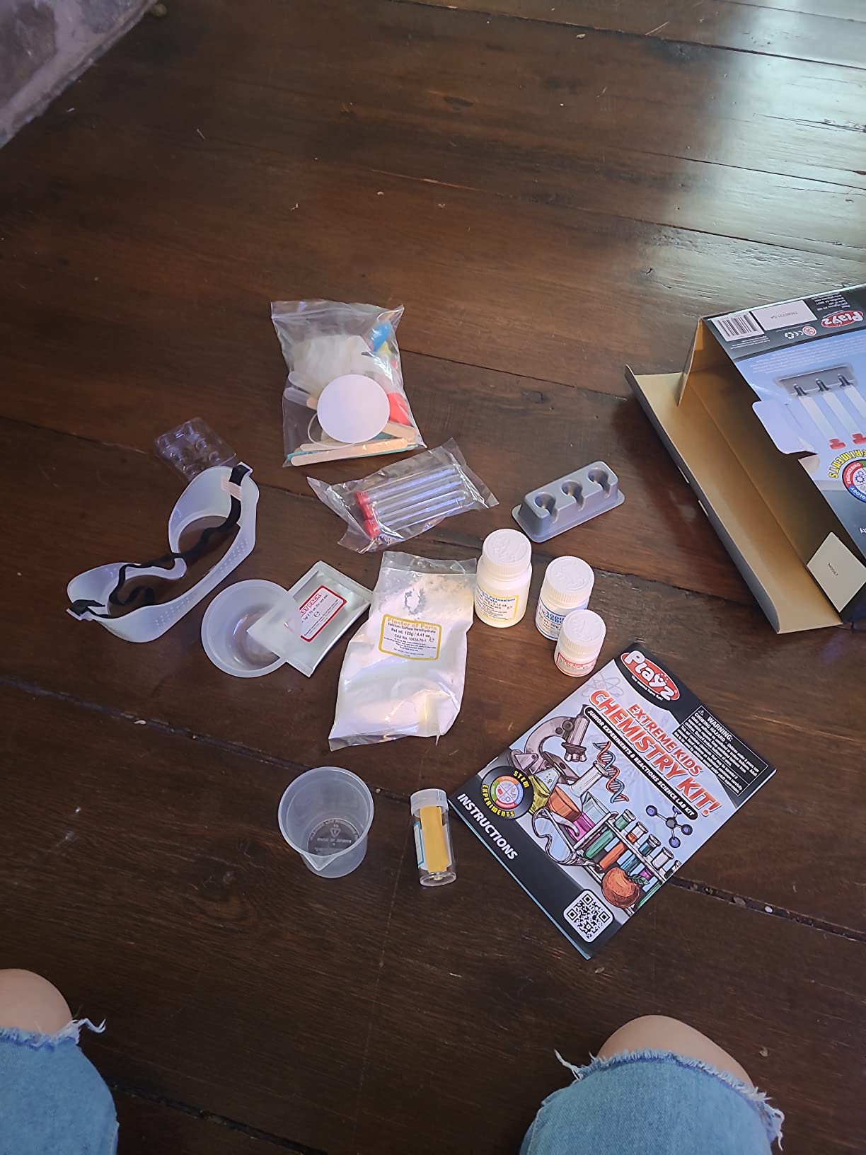 Playz Extreme Chemistry Educational Science Kits for Kids Age 8-12 customer photo 1