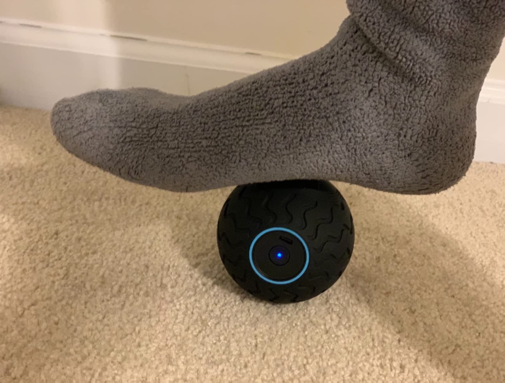 TheraGun Therabody WaveRoller - High Density Foam Roller for Body and Large Muscles. Bluetooth Enabled with 5 Customizable Vibration Frequencies in Therabody App customer photo 1