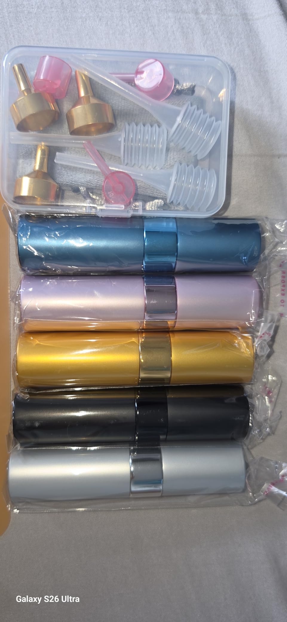 Tekson Travel Perfume Atomizer Refillable 8ml (5 PCS), Travel Cologne Sprayer Mini, Perfume Bottle Empty Small (5 Colors) customer photo 2